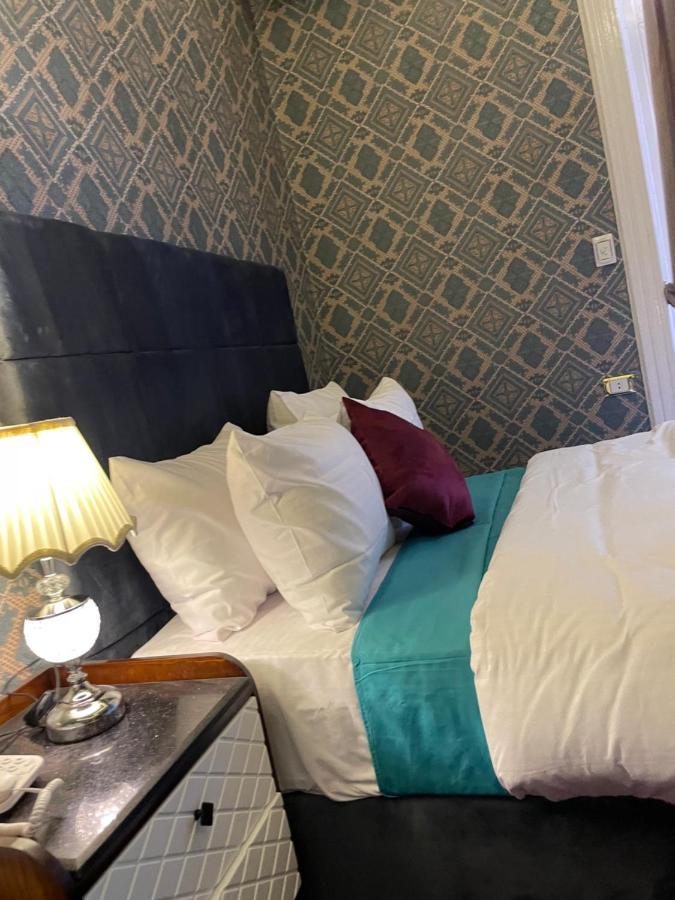Deluxe Double Room,1665402422:JPEG