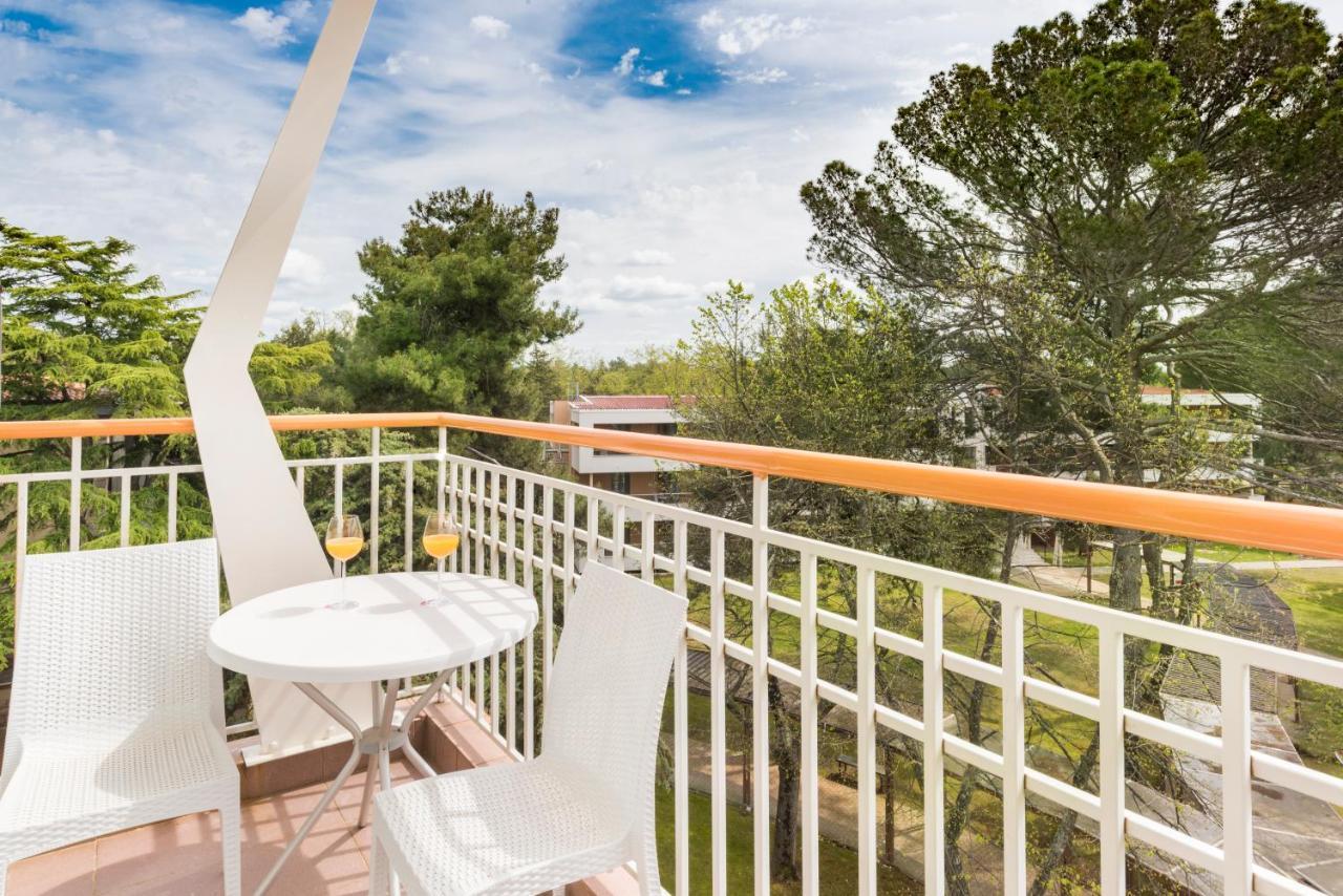 Classic Room Balcony Extra Bed Park Side