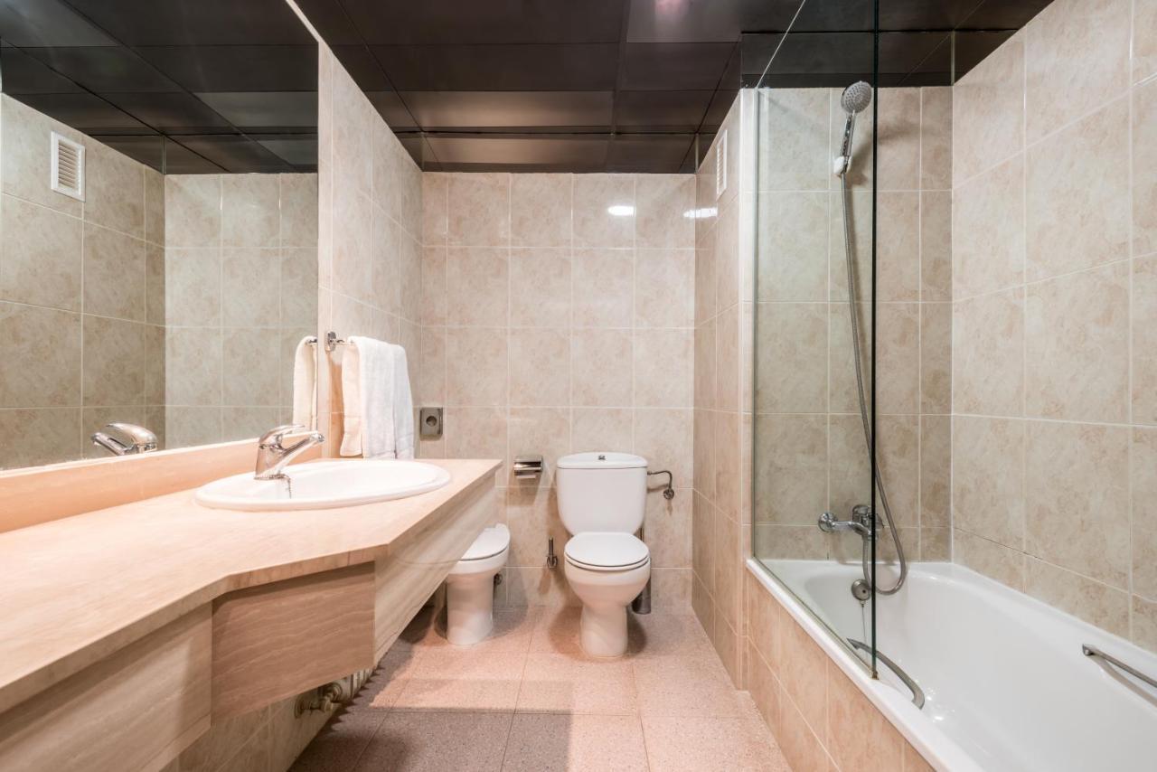 Standard Single Room,1397138738:JPEG