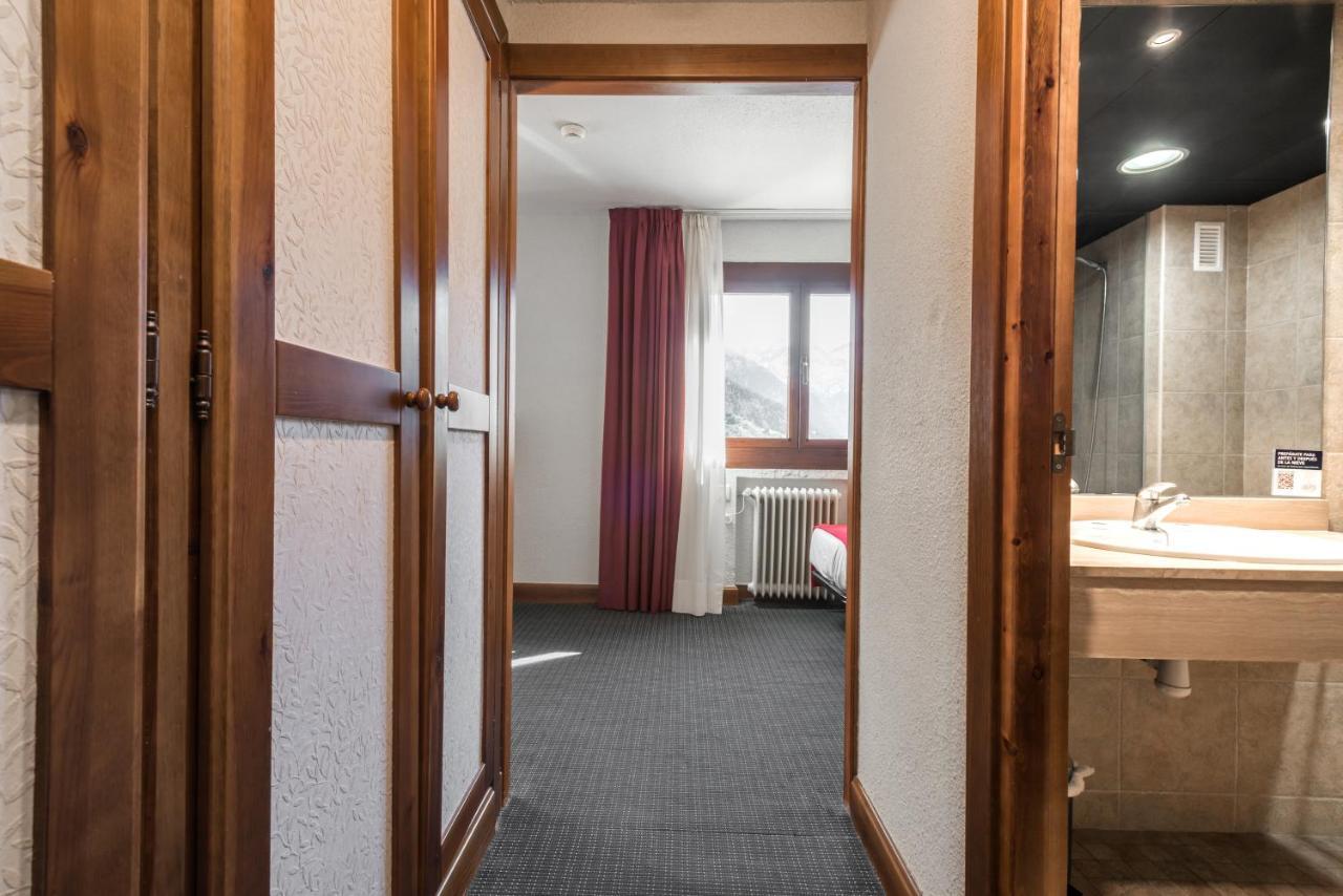 Standard Twin Room,1397138738:JPEG