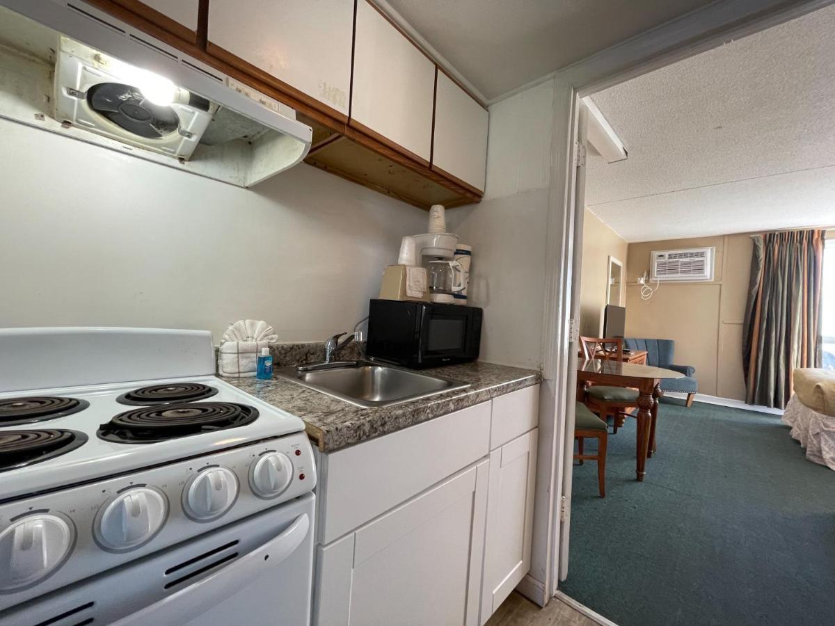Two-Bedroom Suite