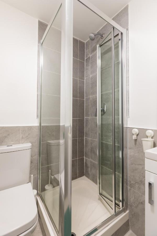 Standard Triple Room,1403486018:JPEG