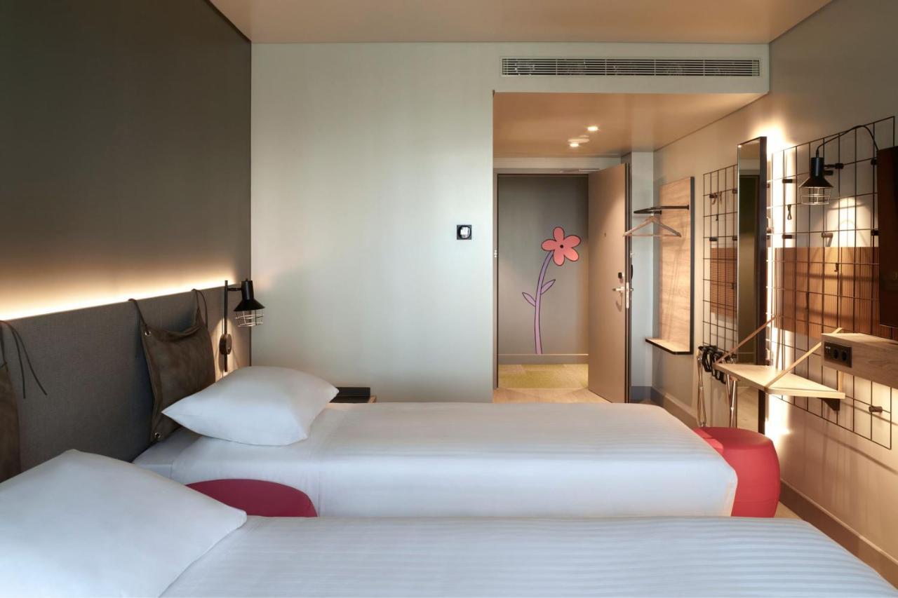 Twin Room with City View,1539657172:JPEG