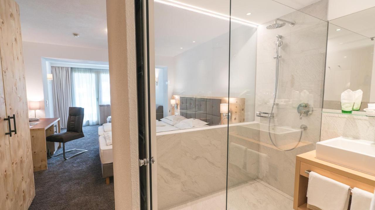 Large Double Room,1412299616:JPEG