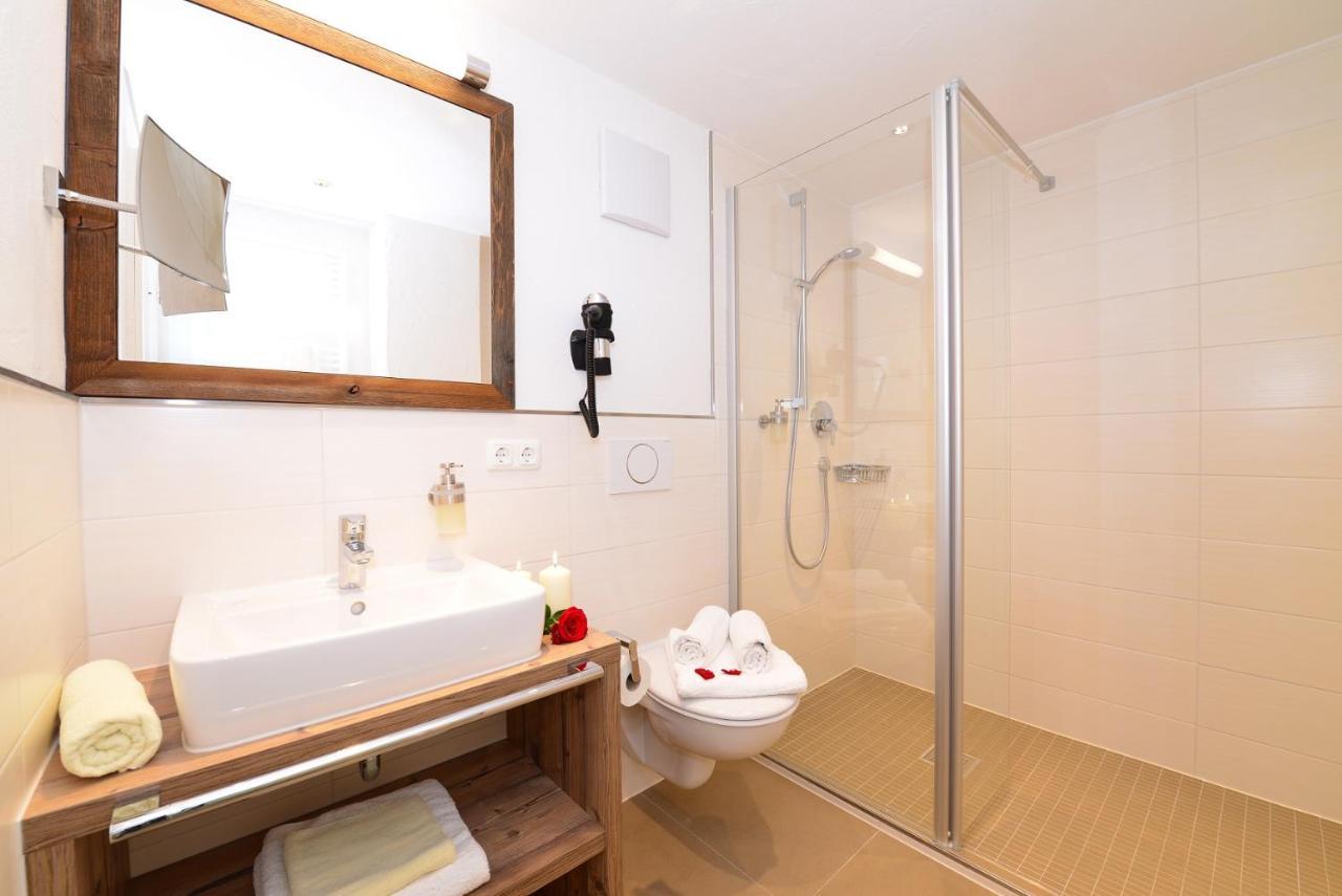 Standard Double Room Balcony,1588095977:JPEG
