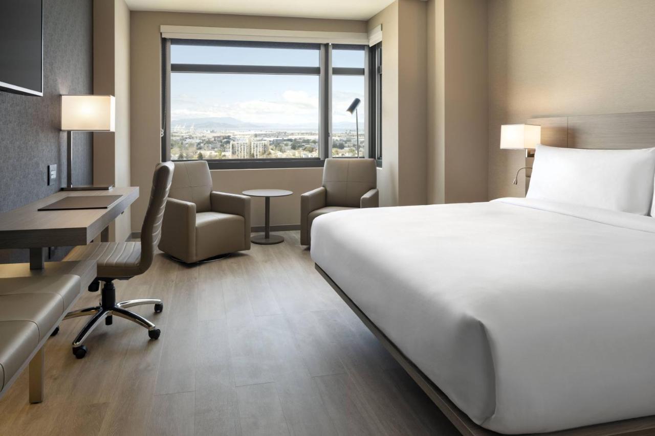King Room,1413713159:JPEG