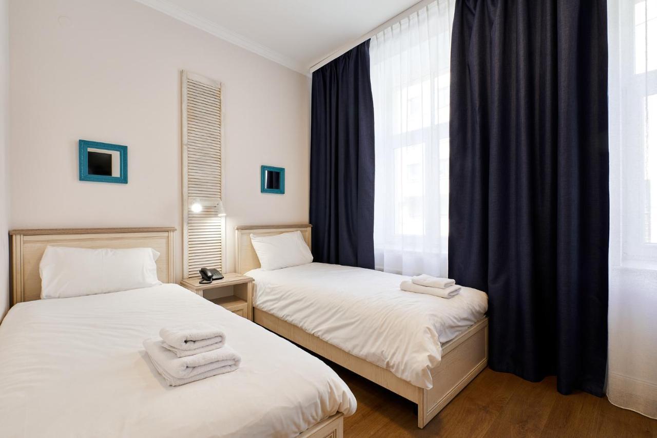 Triple Room,1554349483:JPEG