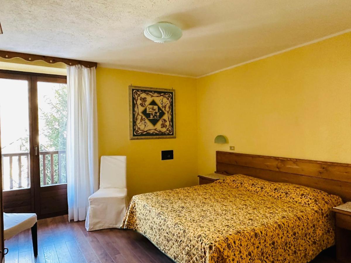Double Room,1421198988:JPEG