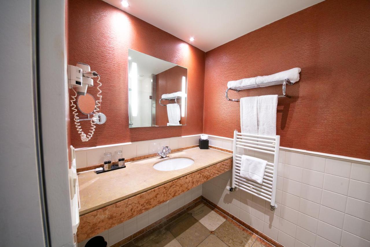 Classic Double Room,1516462675:JPEG