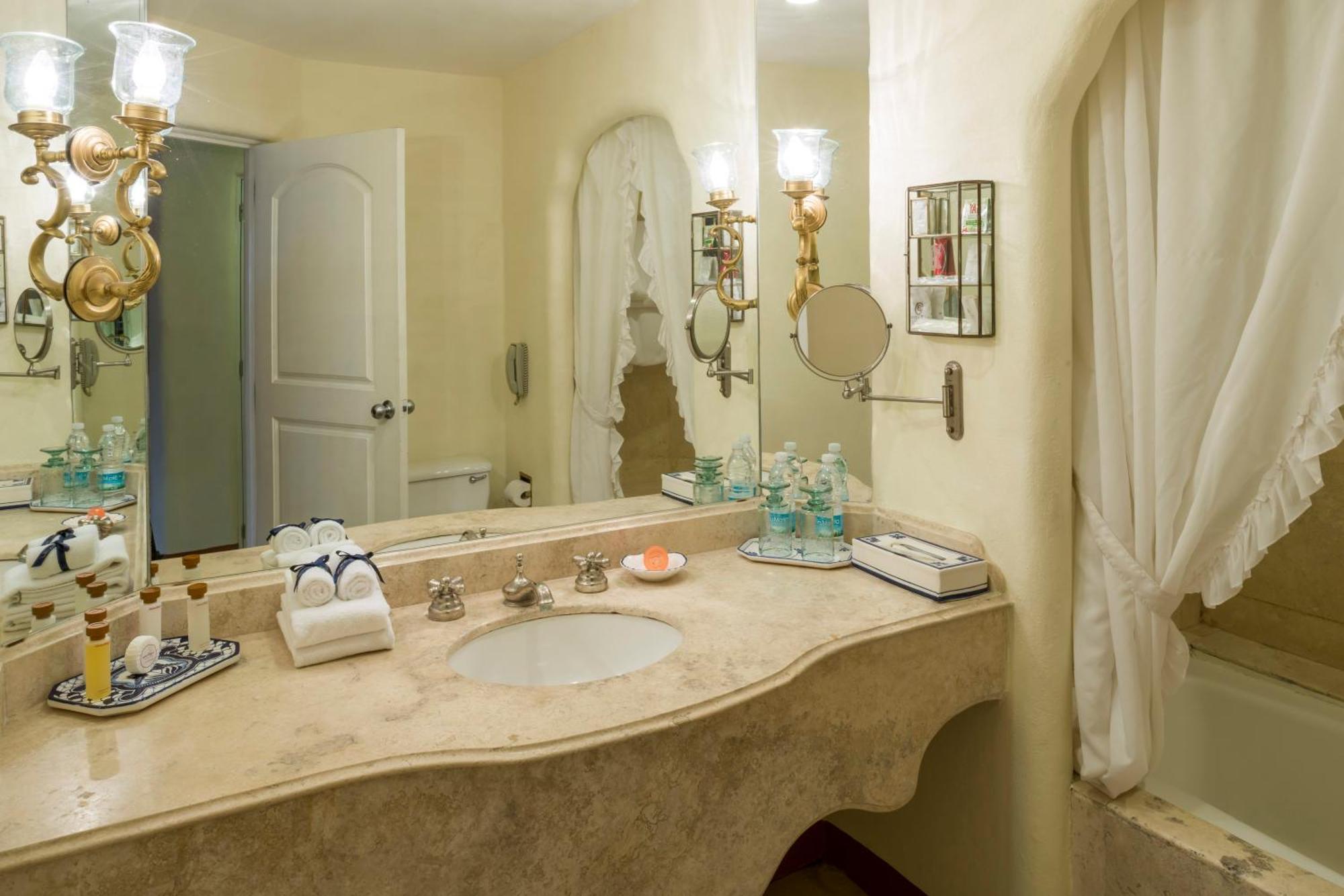 Master Suite King