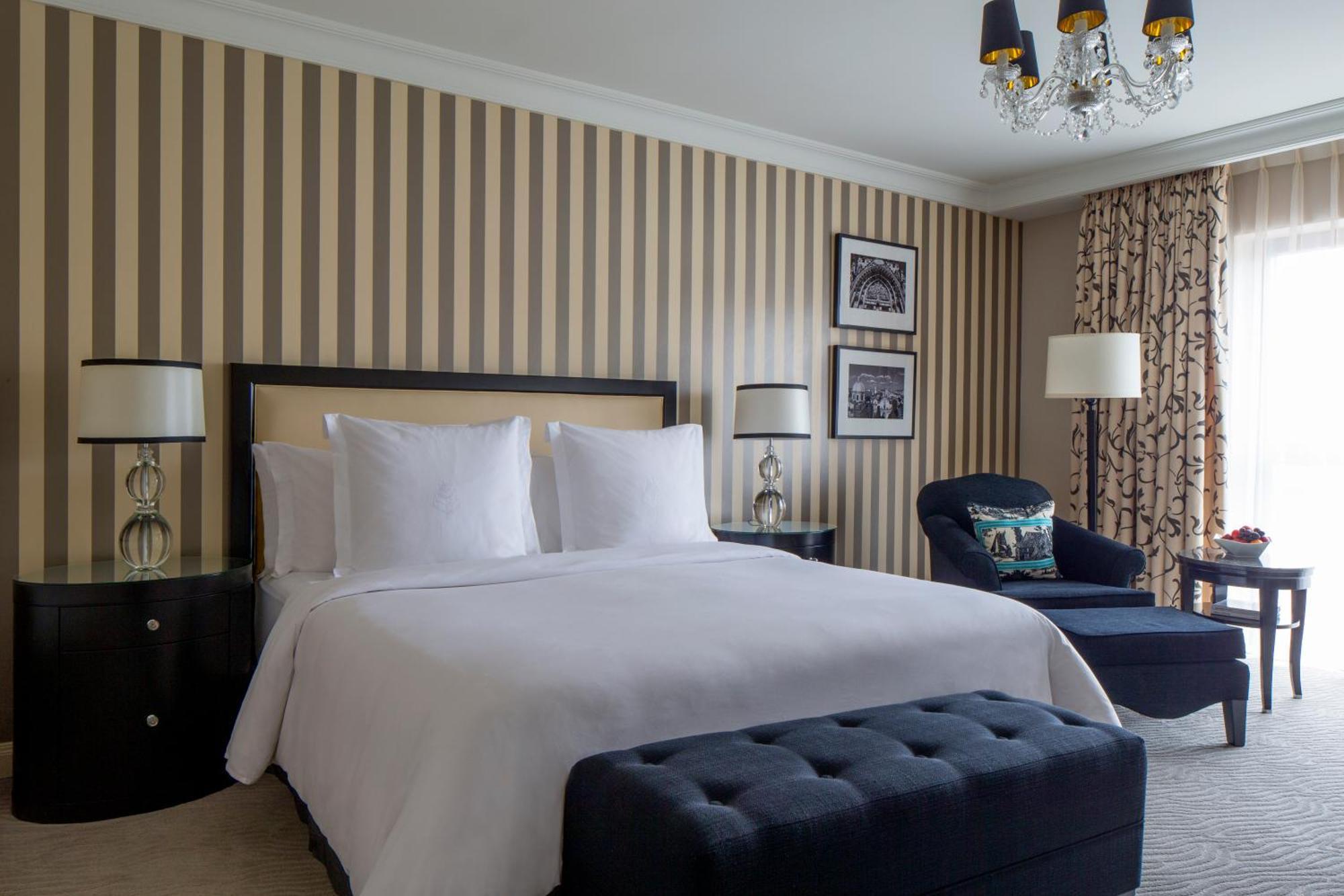 Deluxe King Room,1742796596:JPEG