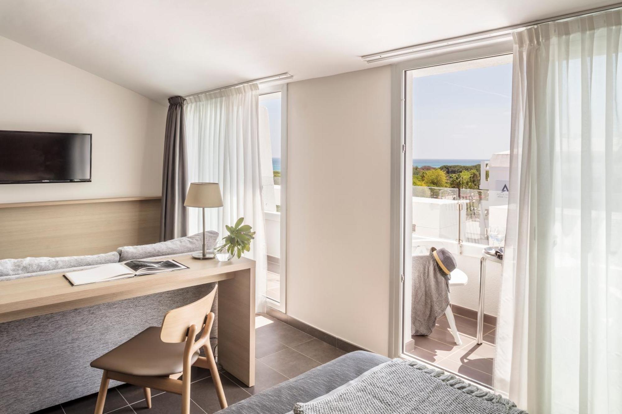 Premium Junior Suite,1436636269:JPEG