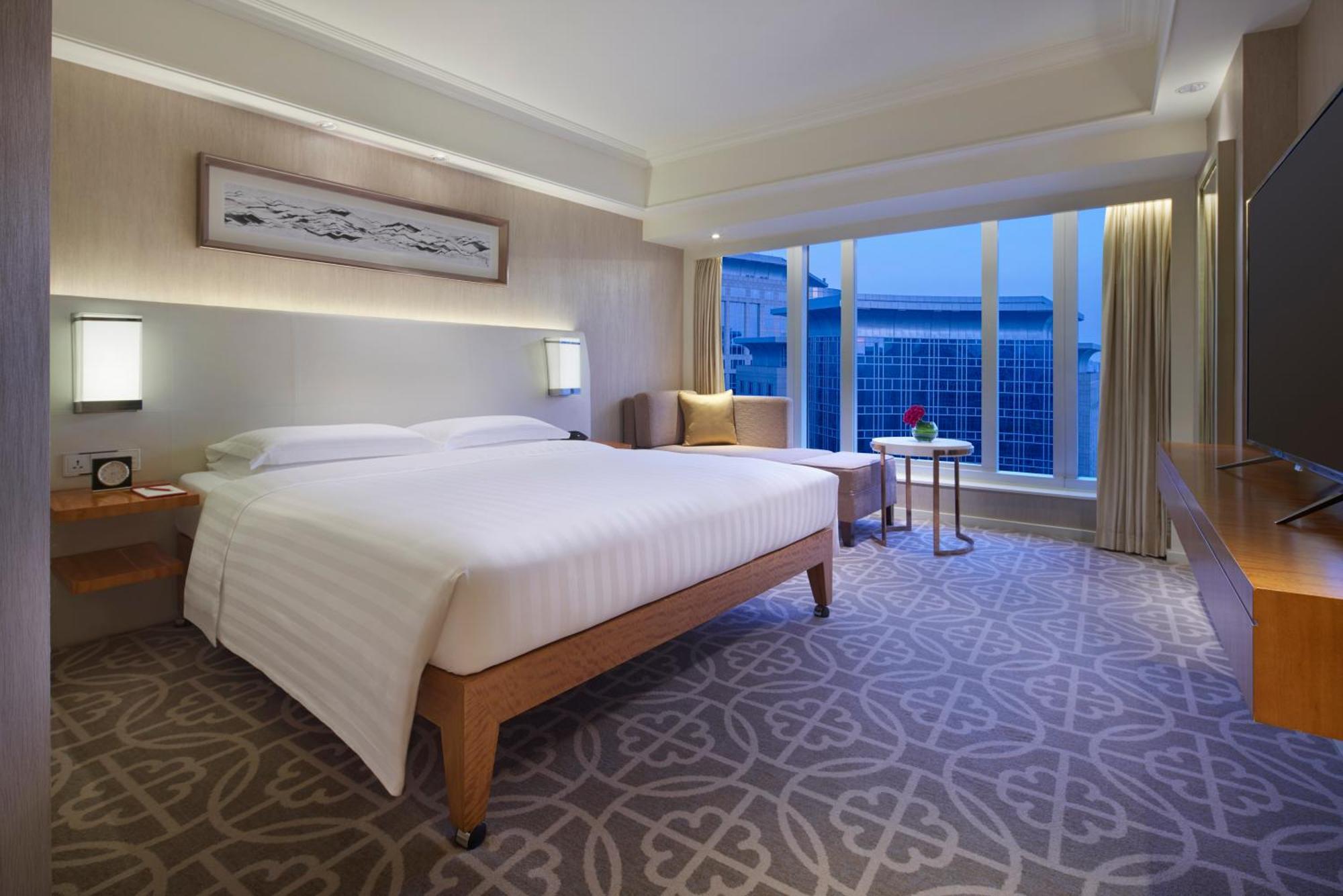 Grand King Suite,1403398958:JPEG