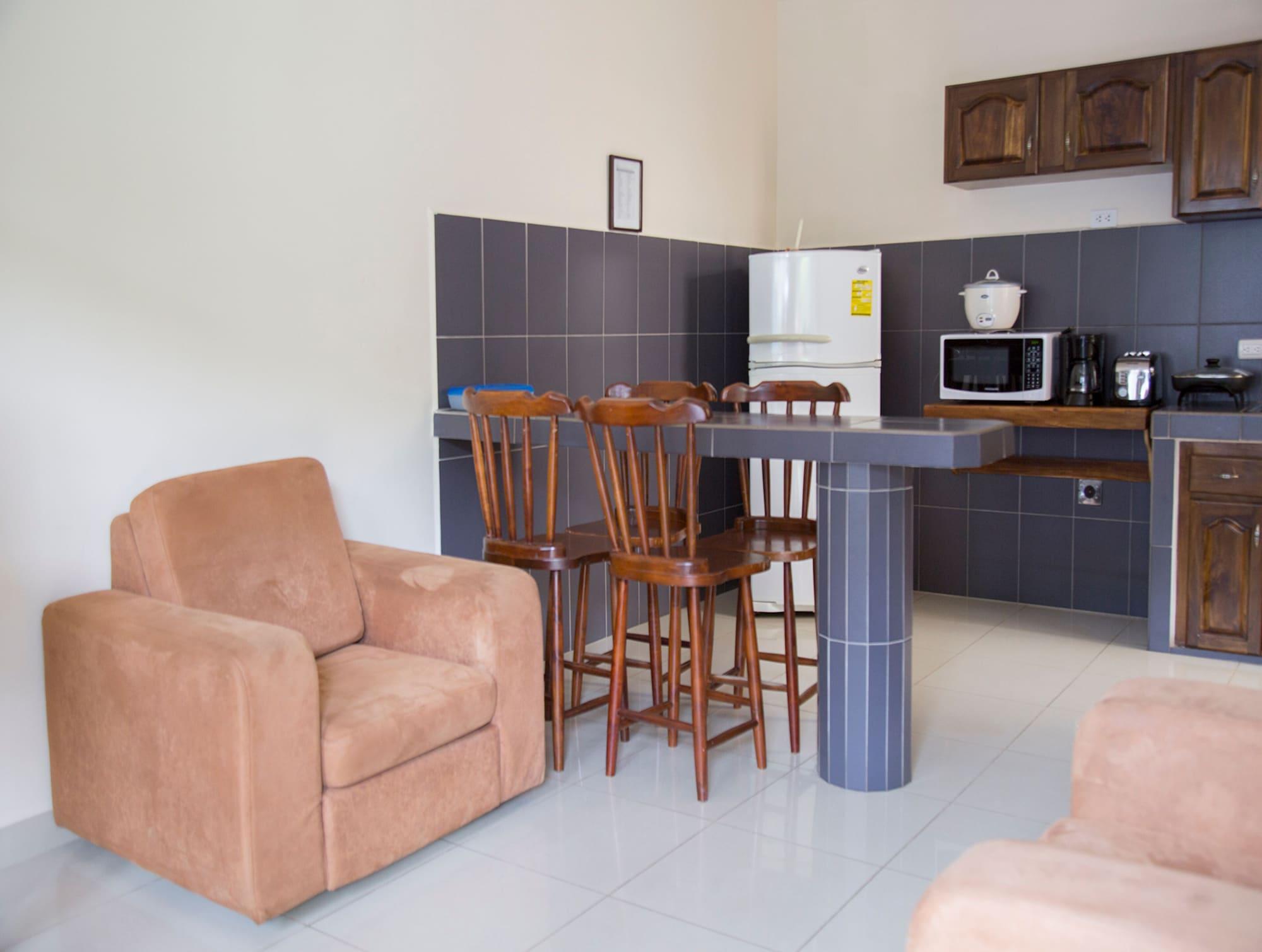 Apartment 12 Km from the beach