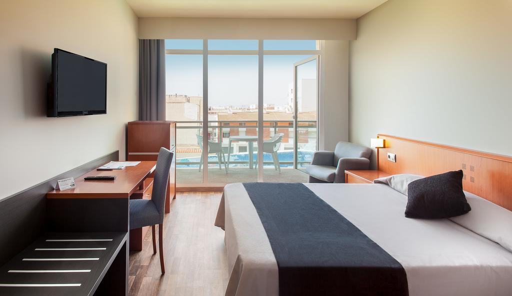 Double or Twin Room Terrace