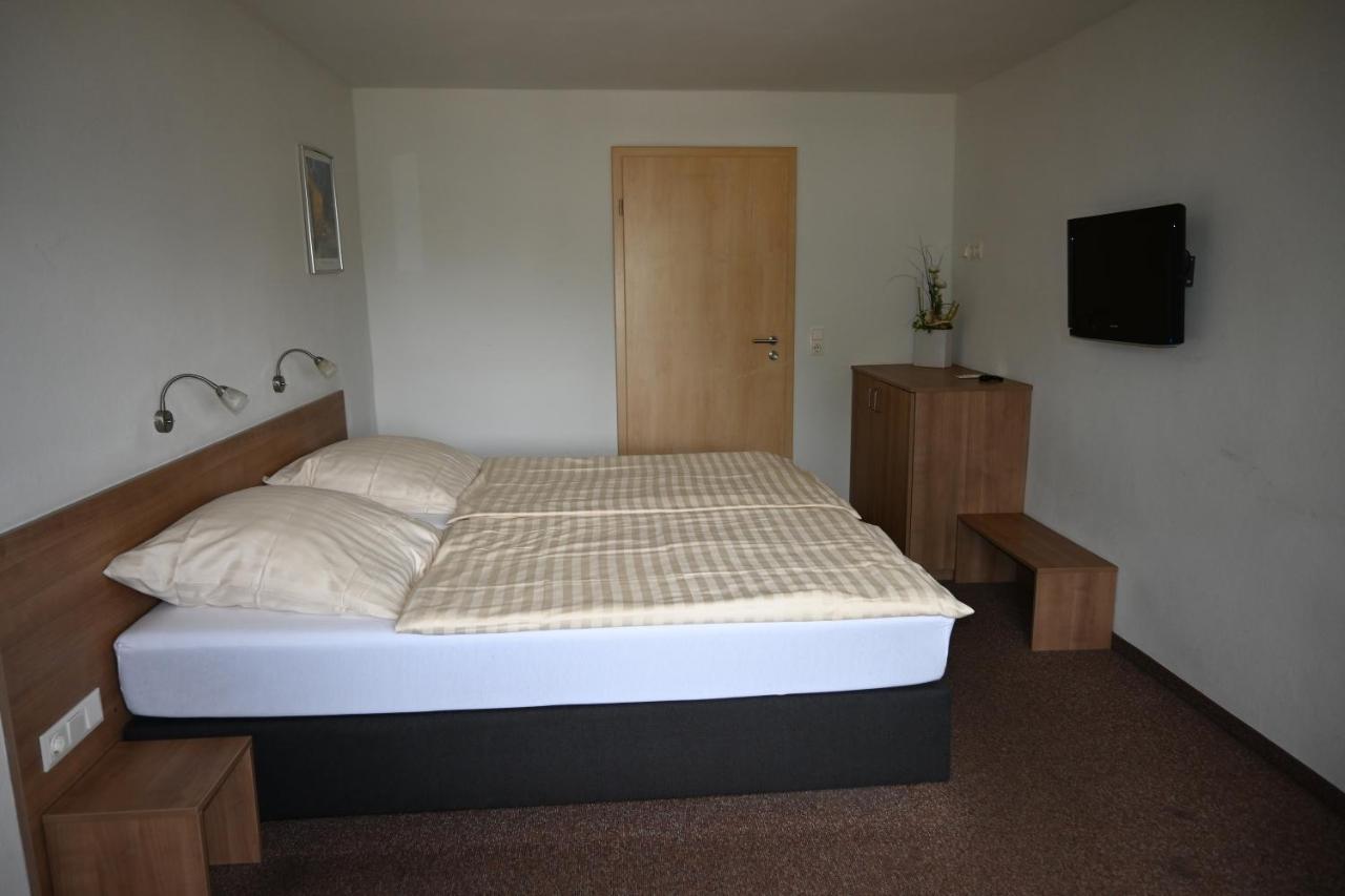 Triple Room Private Bathroom,1466791430:JPEG