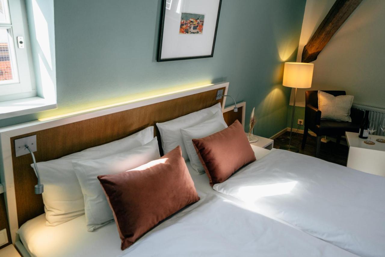 Standard Double Room,1469302091:JPEG