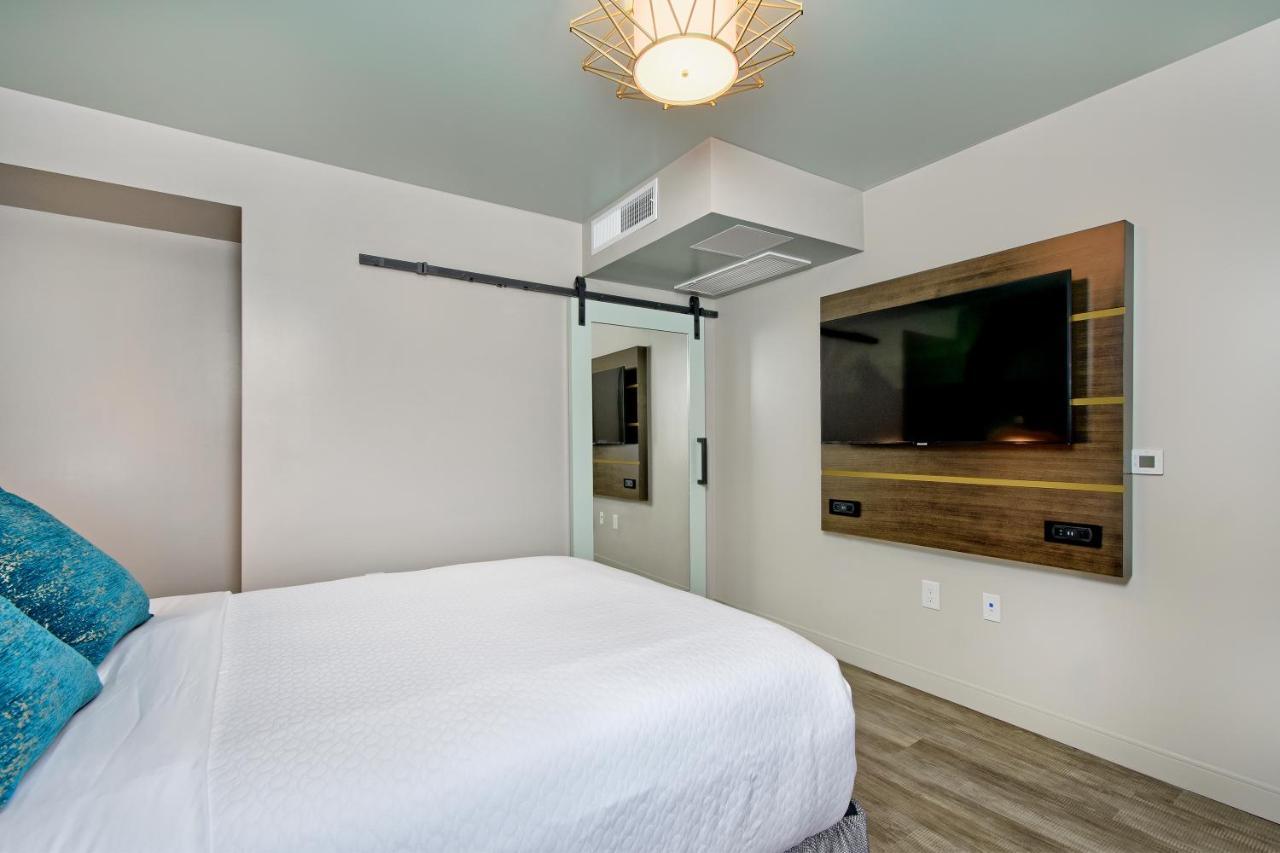 1 Double Bed Accessible
