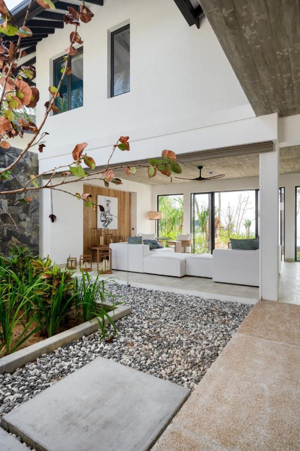 Bay View Suite