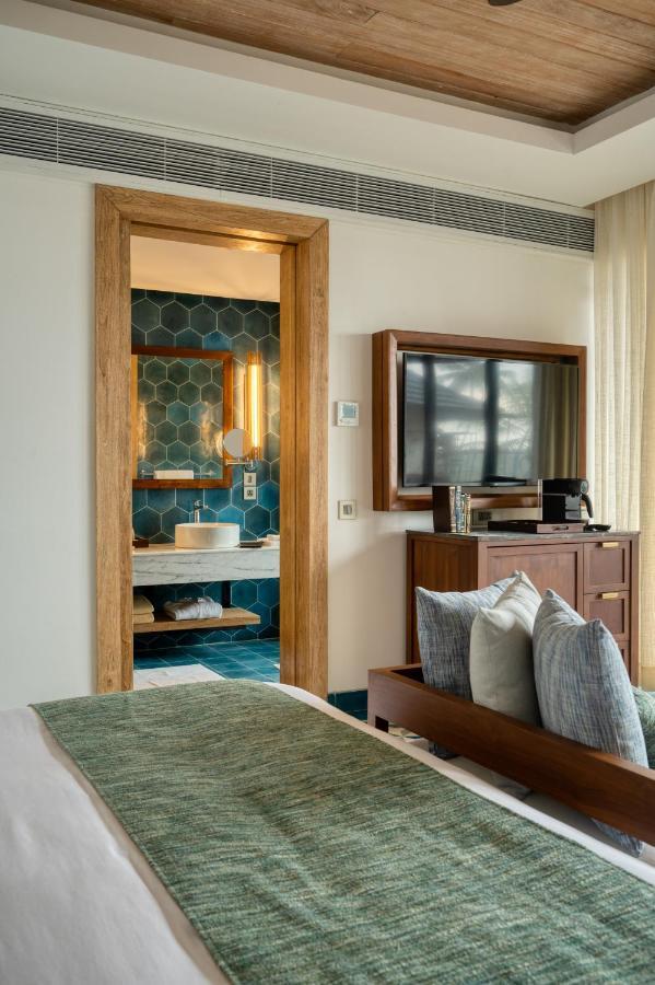Bay View Room