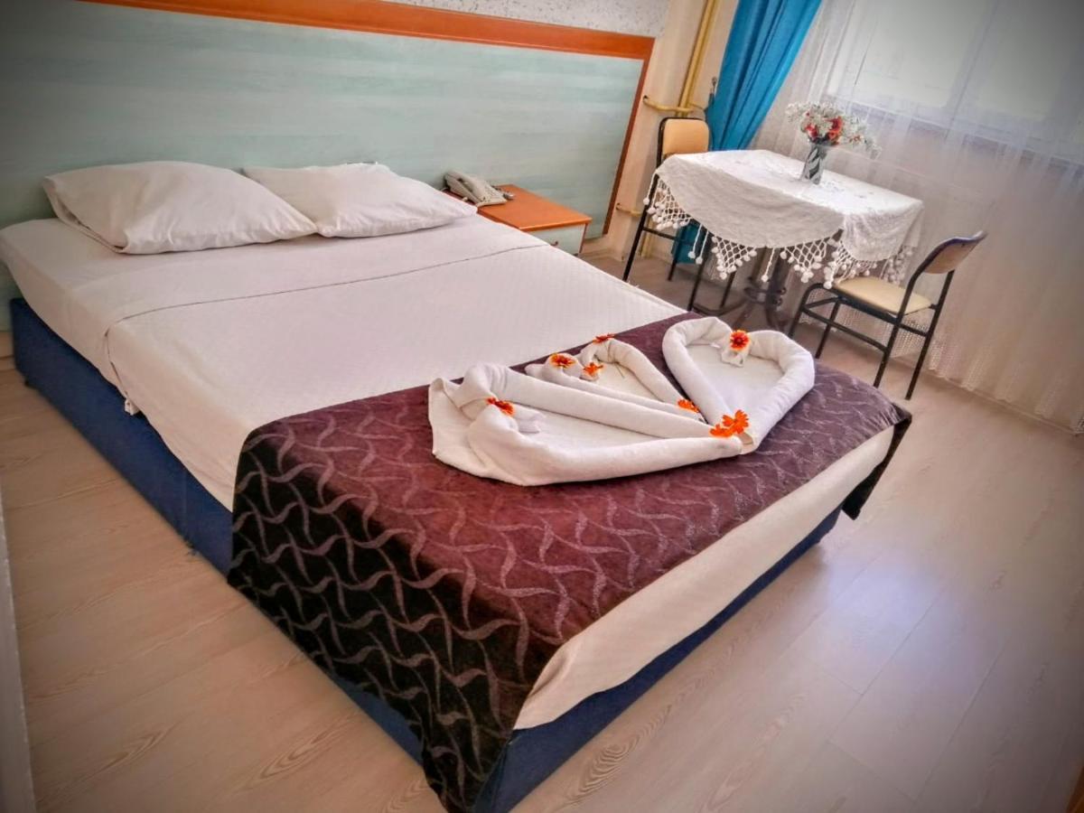 Double or Twin Room,1499088400:JPEG