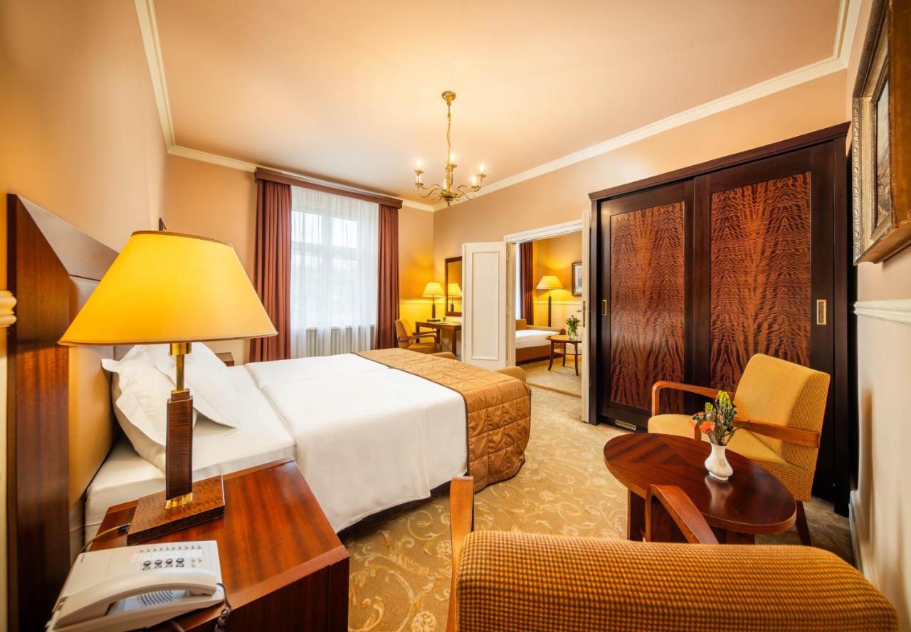 Deluxe Junior Suite,1705798462:JPEG