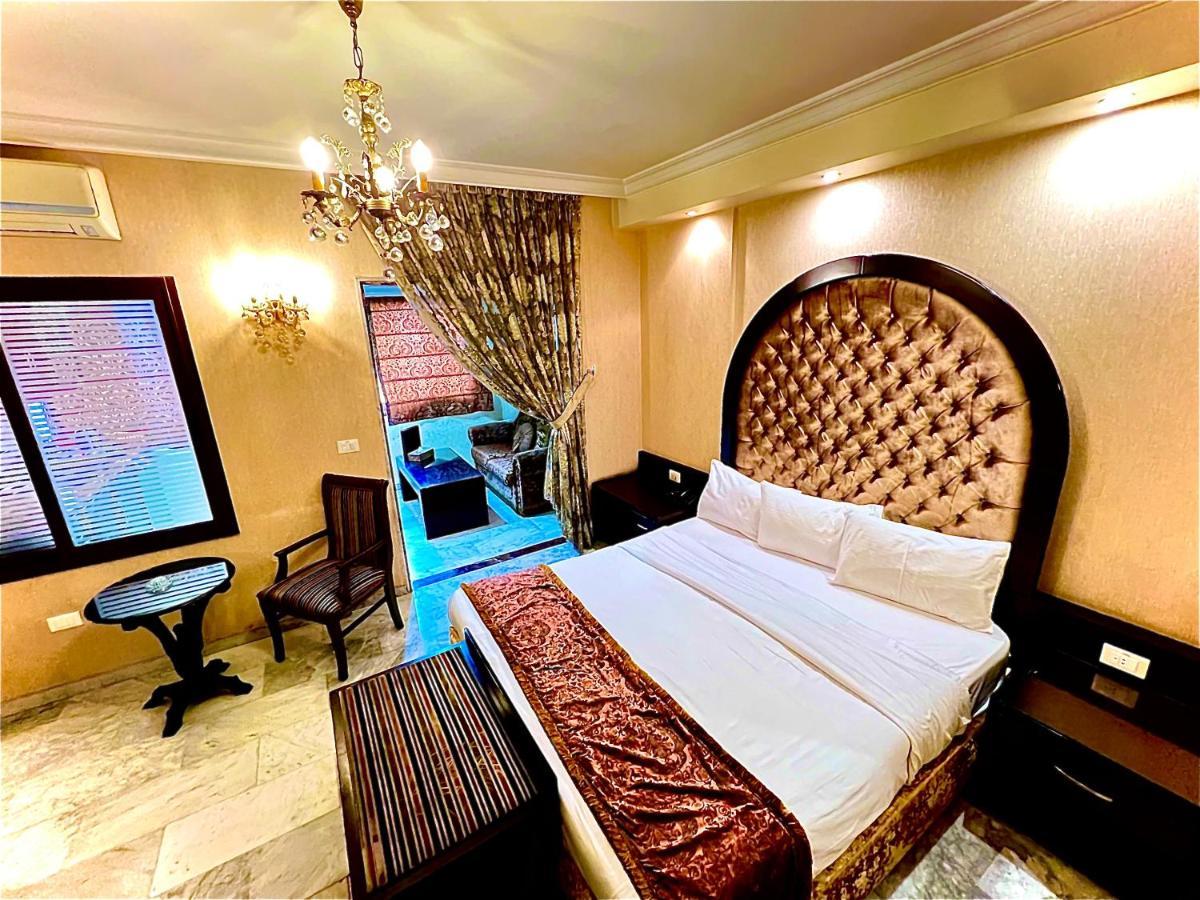 Junior Suite,1499274769:JPEG