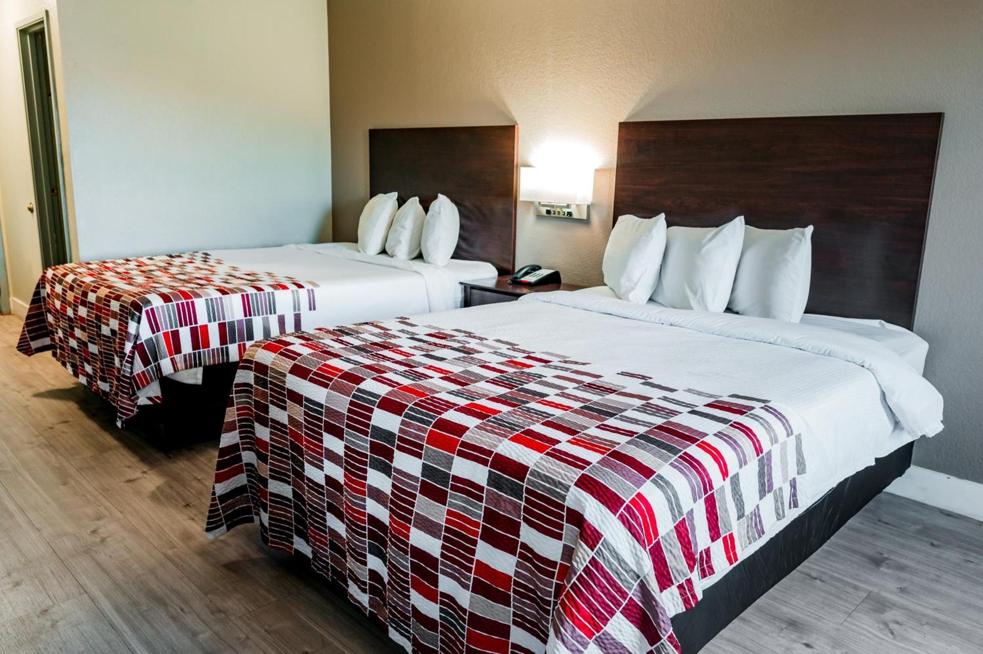 Deluxe Room Two Queen Beds Non-Smoking
