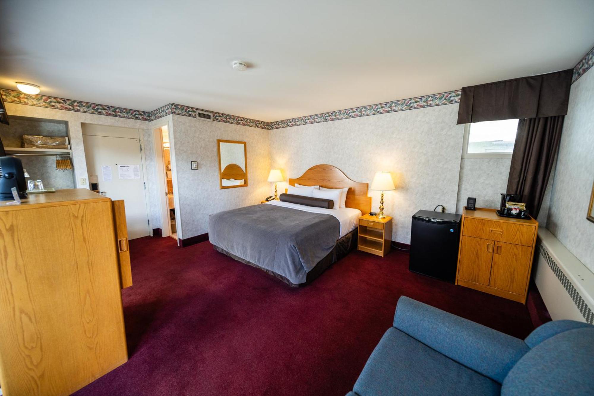 Premium King Room River View,1498825546:JPEG
