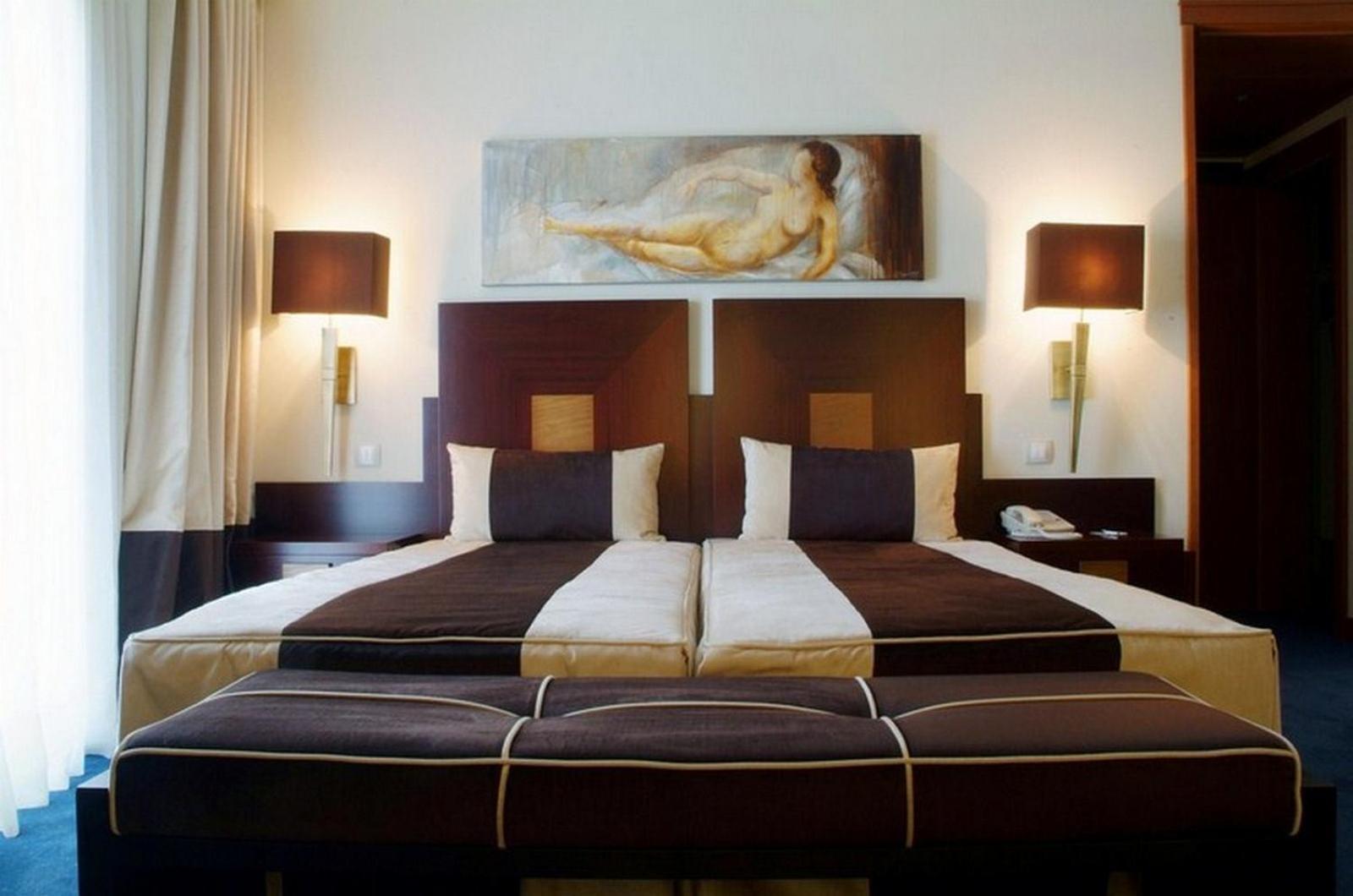 Twin Room Back View