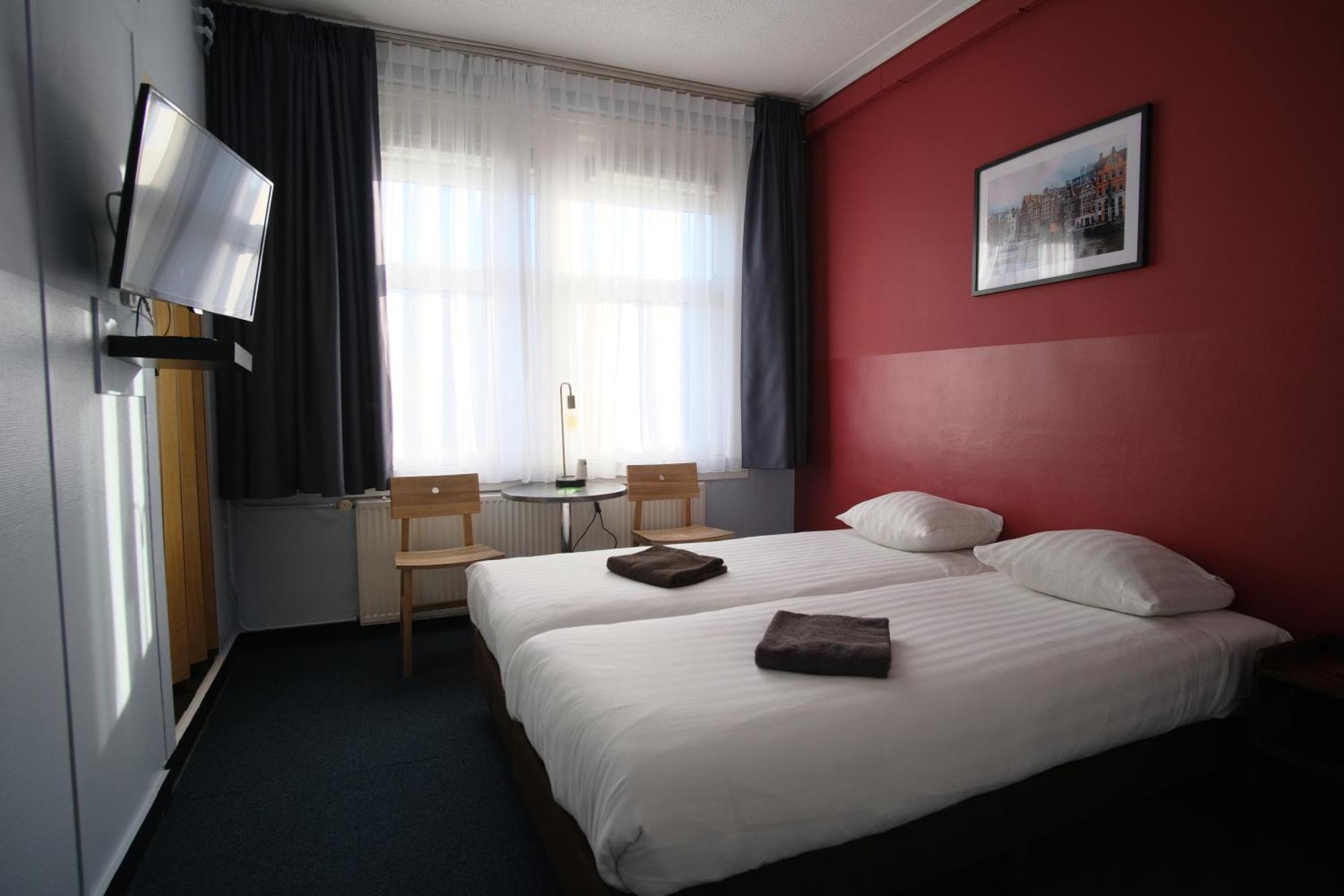 Twin Room with Private Bathroom,1516412527:JPEG