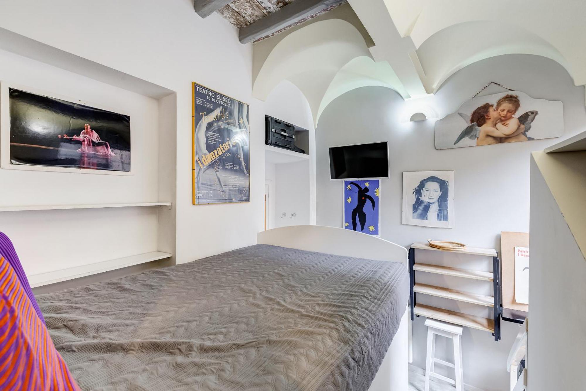 Economy Triple Room