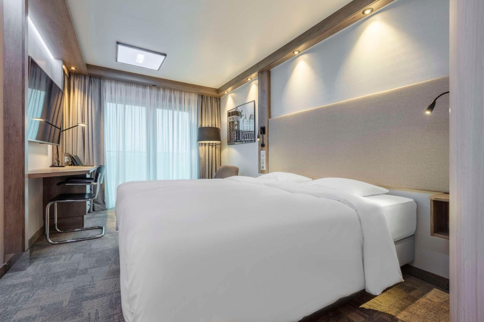 Standard Room Kitchenette,1524998356:JPEG