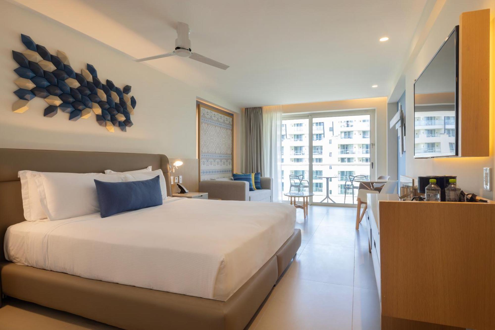 Two Bedroom Luxury Junior Suite,1528667665:JPEG