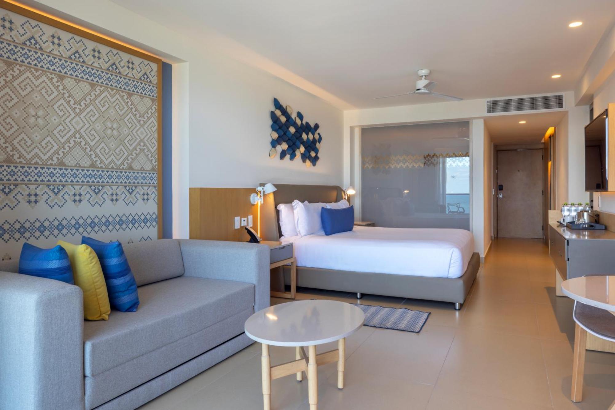 Luxury Junior Suite Ocean Front