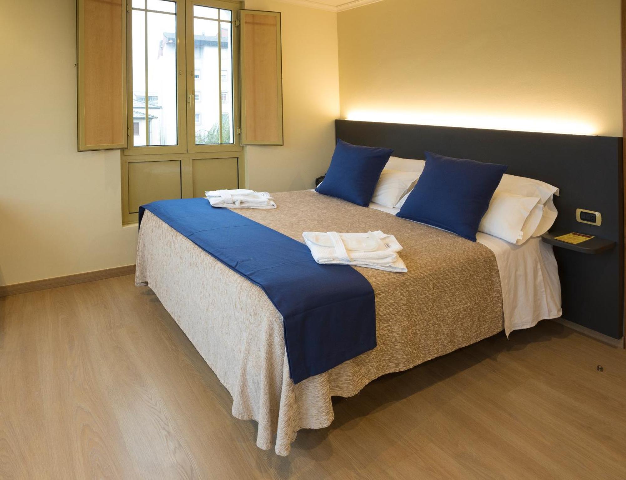 Double Room,1531097488:JPEG