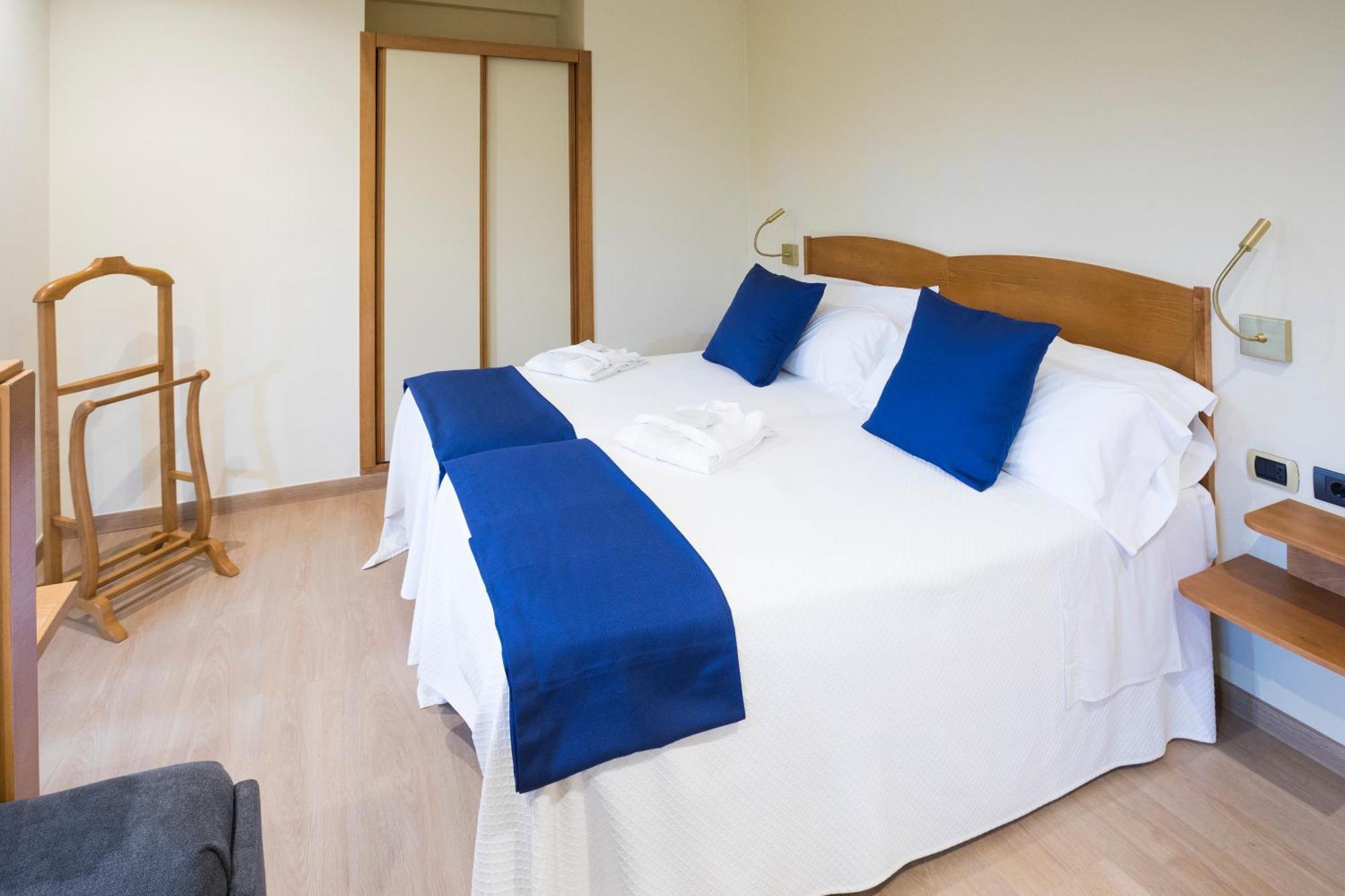 Triple Room,1532087221:JPEG