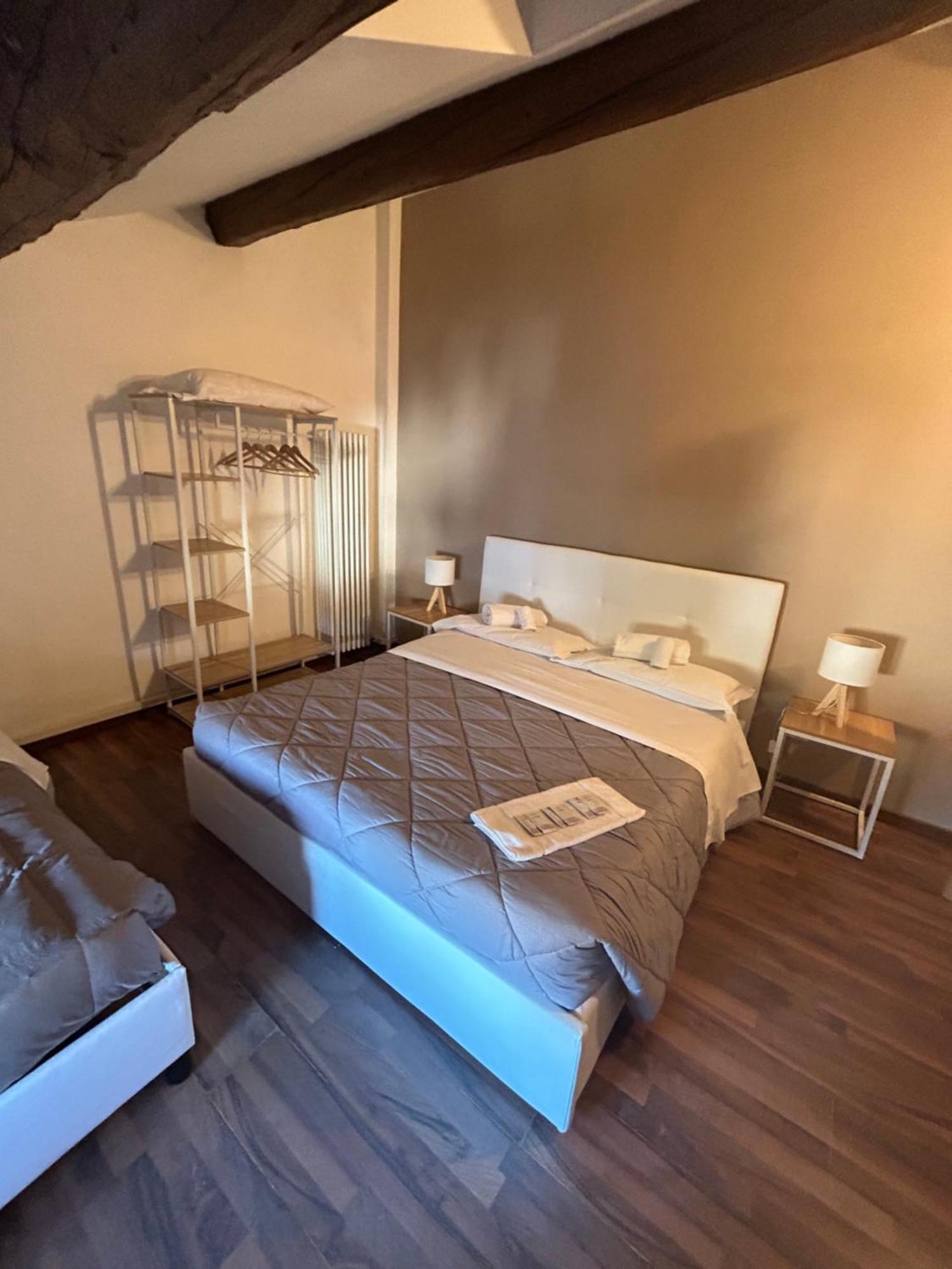 Triple Room Private External Bathroom Attic,1540288930:JPEG