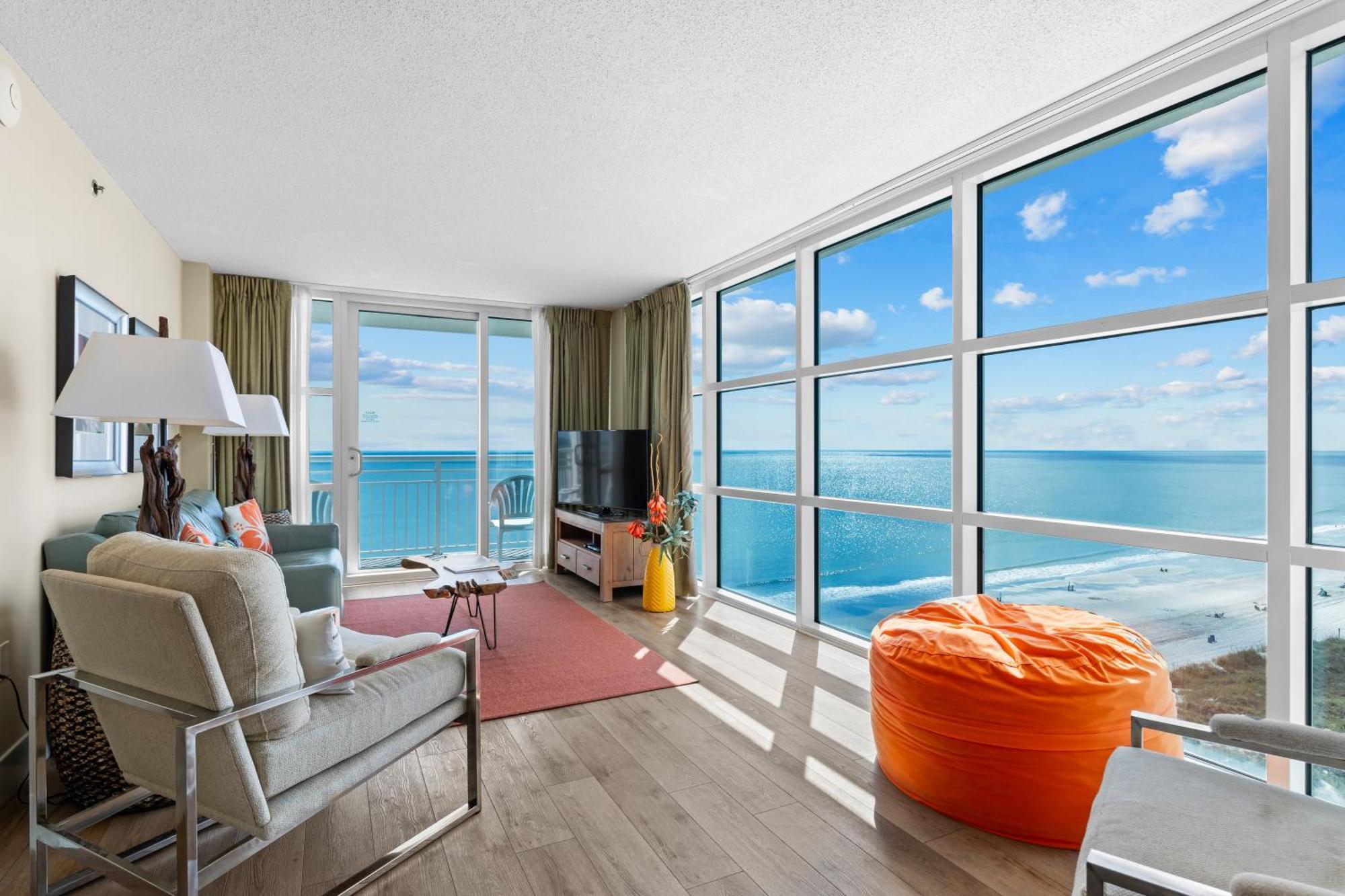 Three-Bedroom Suite Ocean Front,1540291648:JPEG