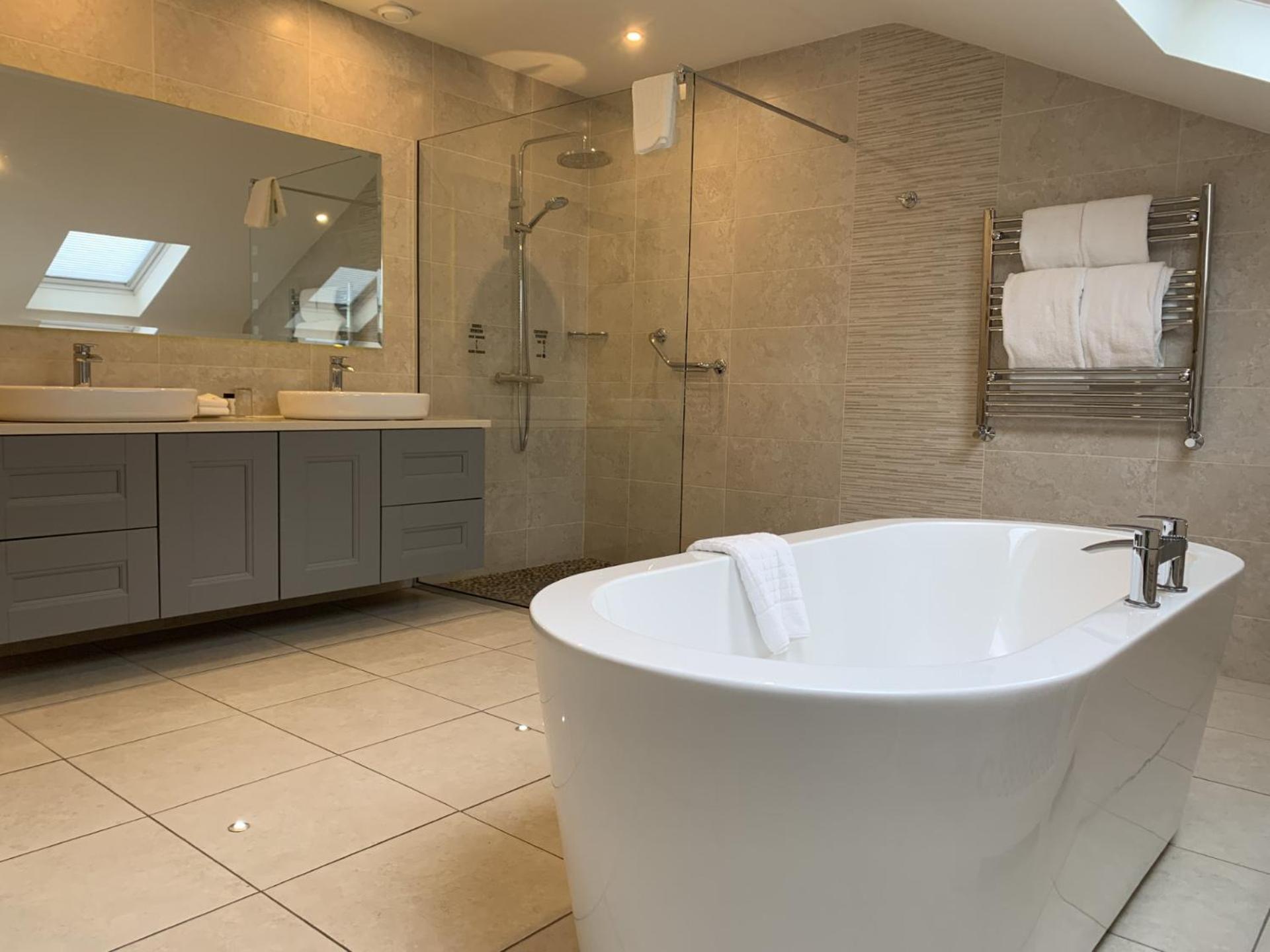 Junior Suite,1540472914:JPEG