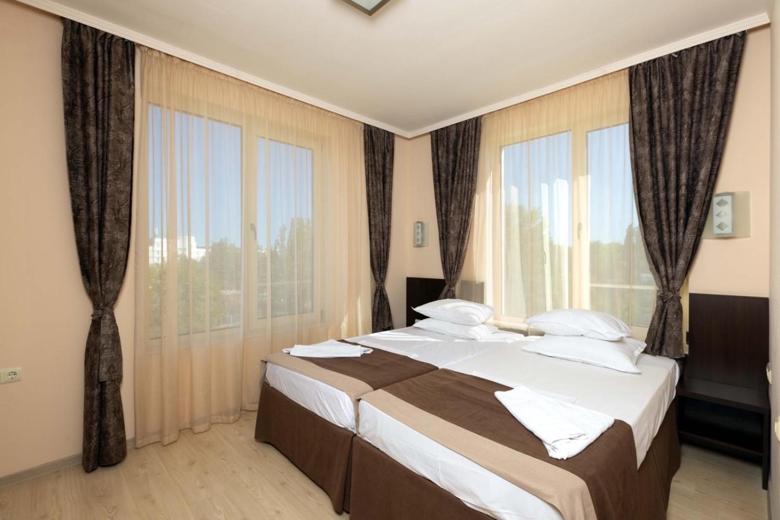 Two-Bedroom Suite,1541166748:JPEG