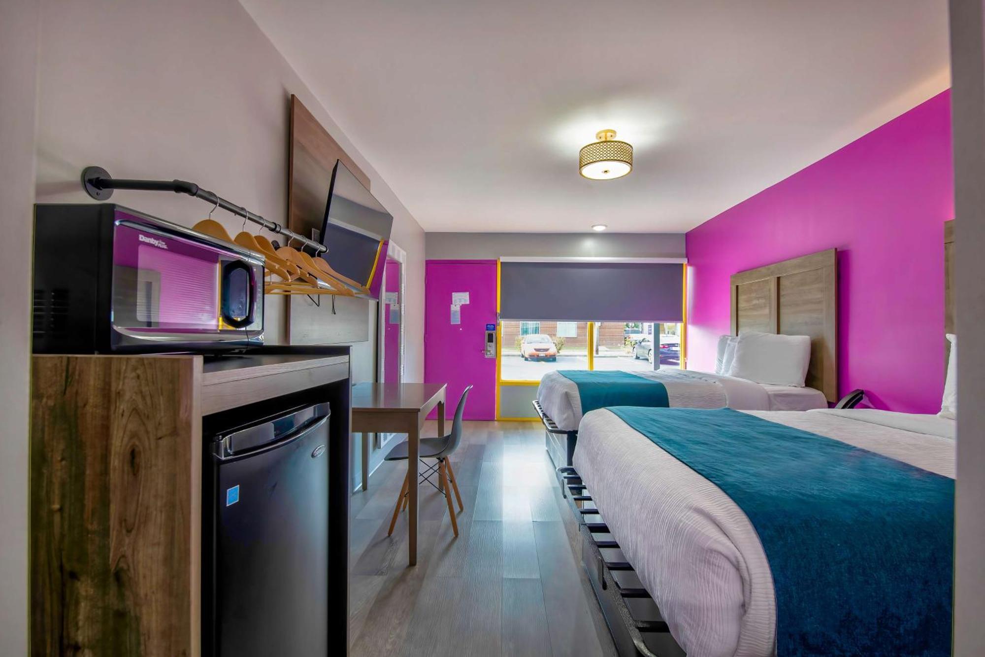 Quadruple Room - Non-Smoking