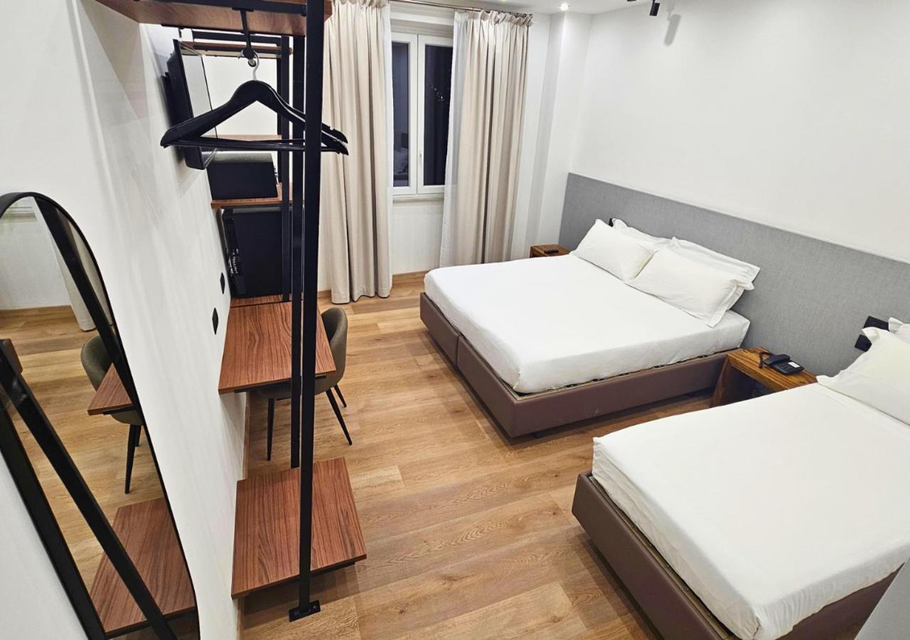 Triple Room,1543648111:JPEG