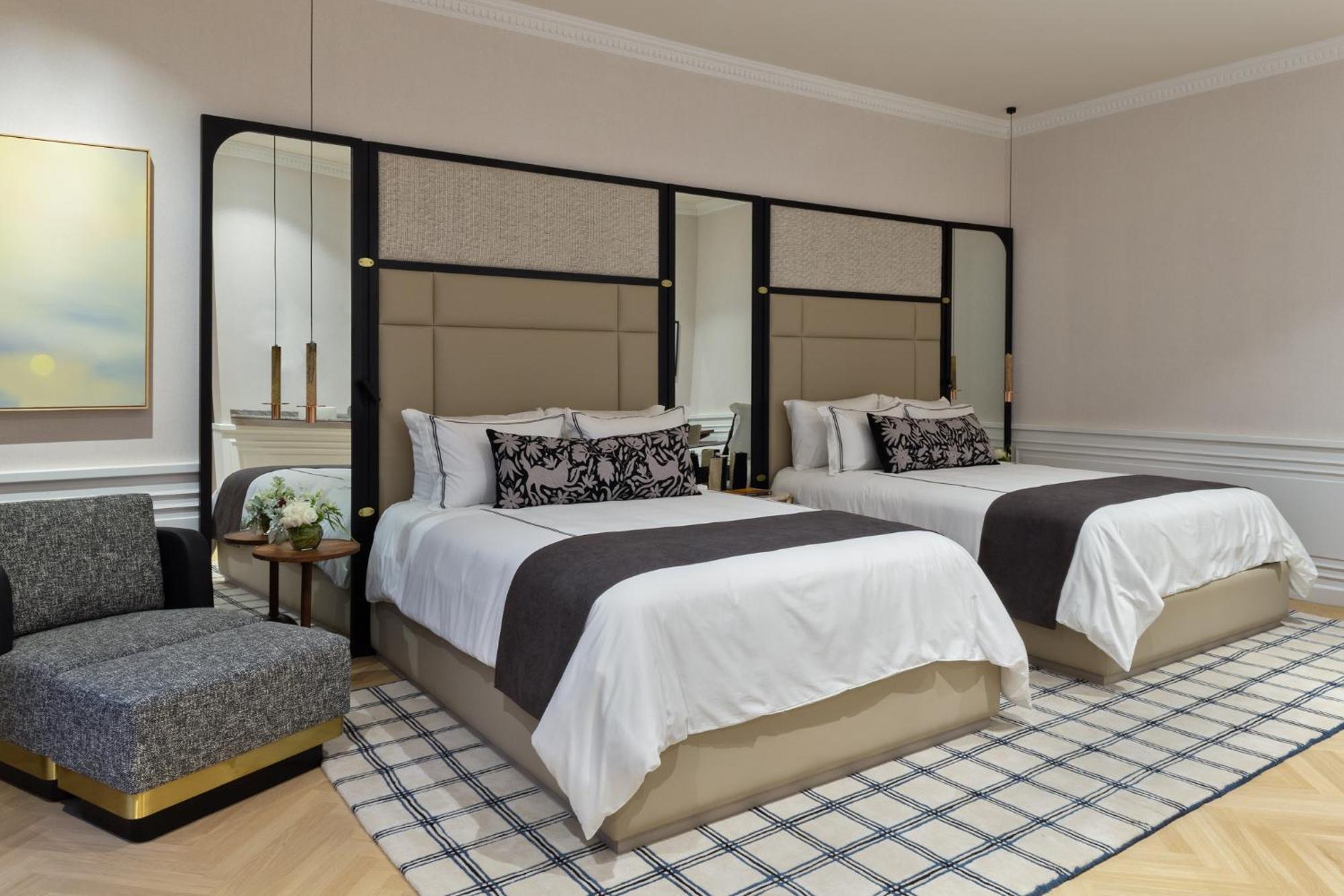 Grand Deluxe Double Room