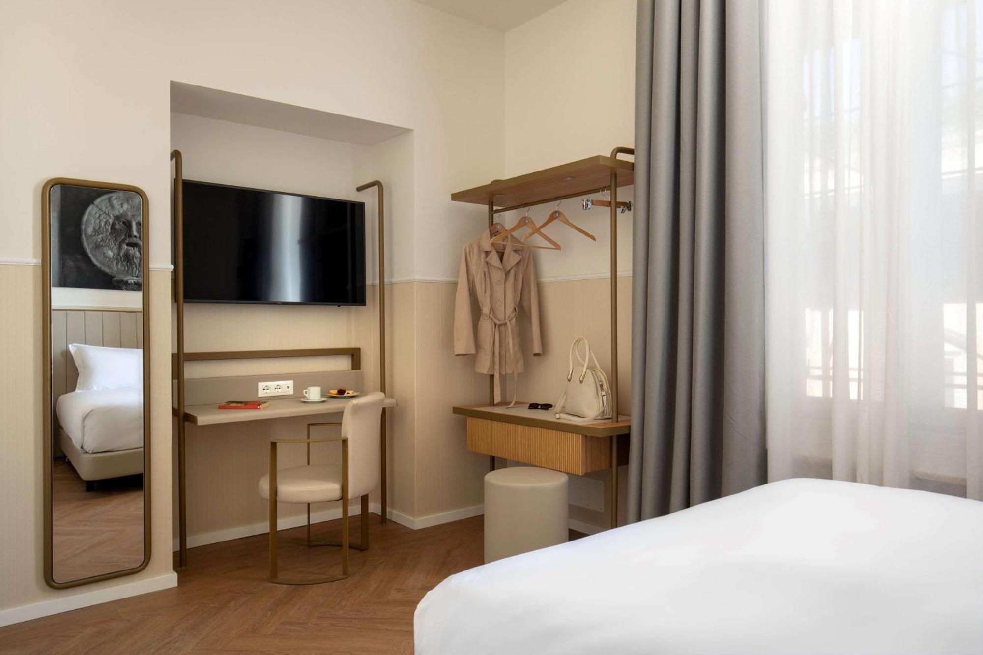 Cosy Queen Room,1546953247:JPEG
