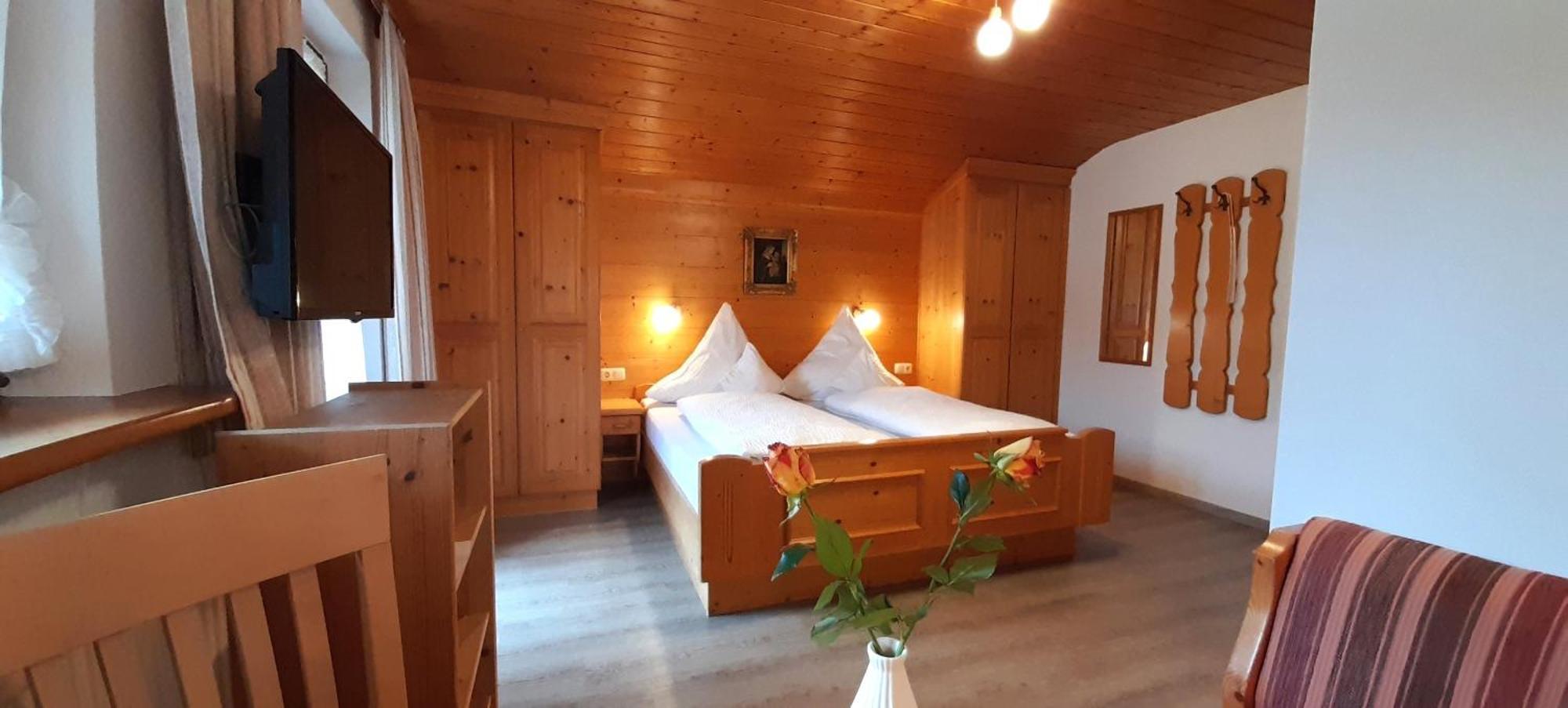 Budget Double Room,1548138061:JPEG
