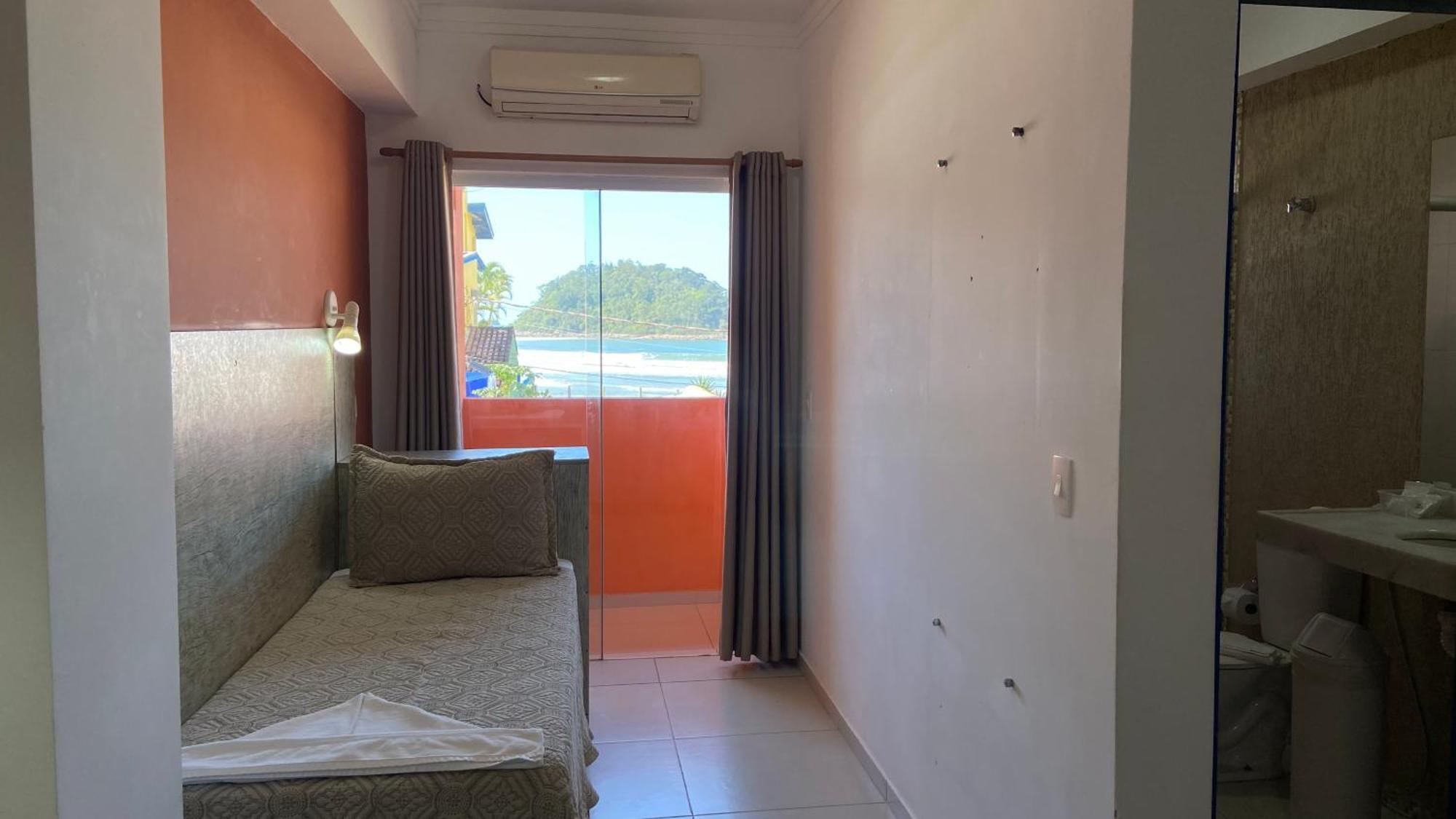 Standard Triple Room Sea View