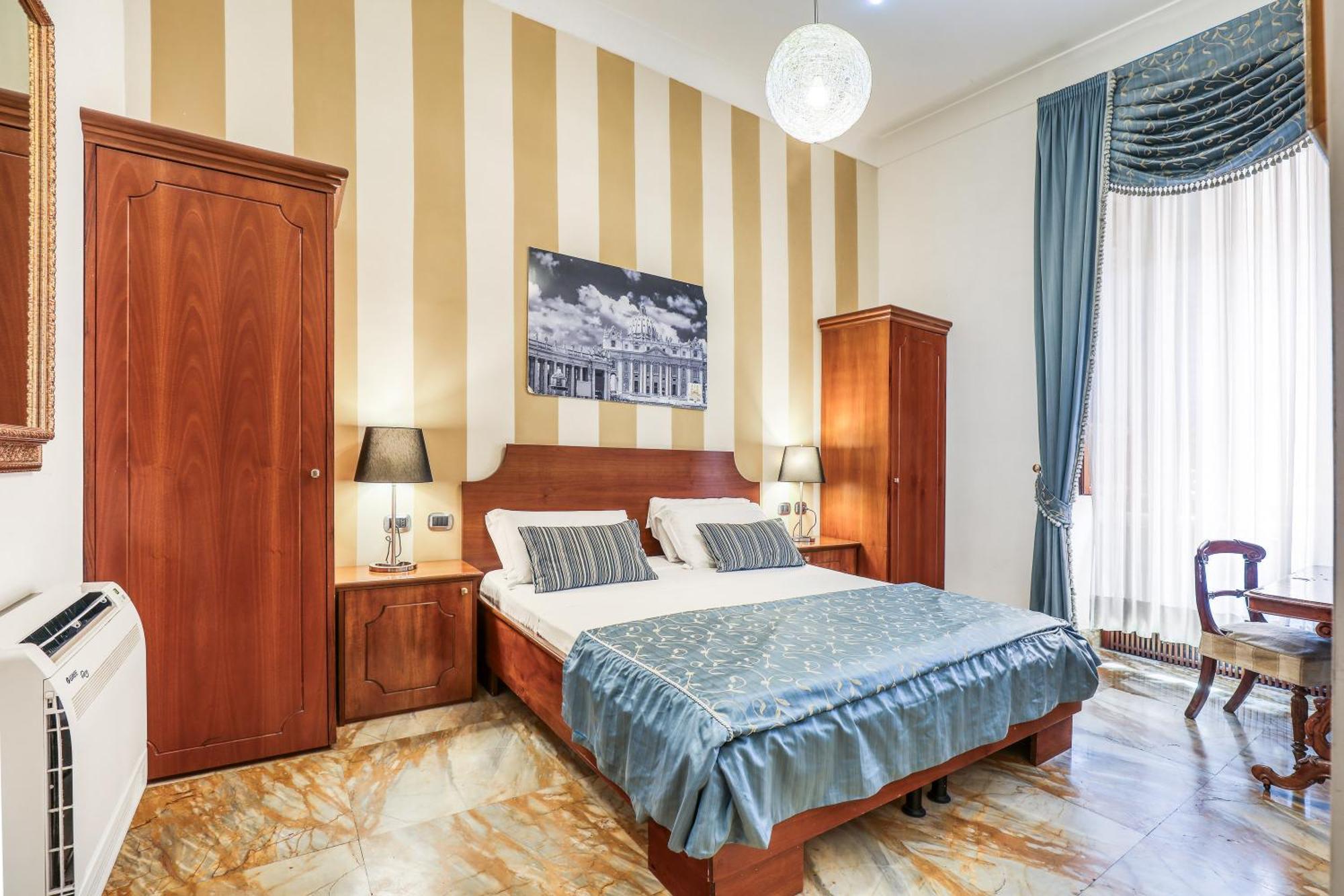 Double Room,1551127279:JPEG