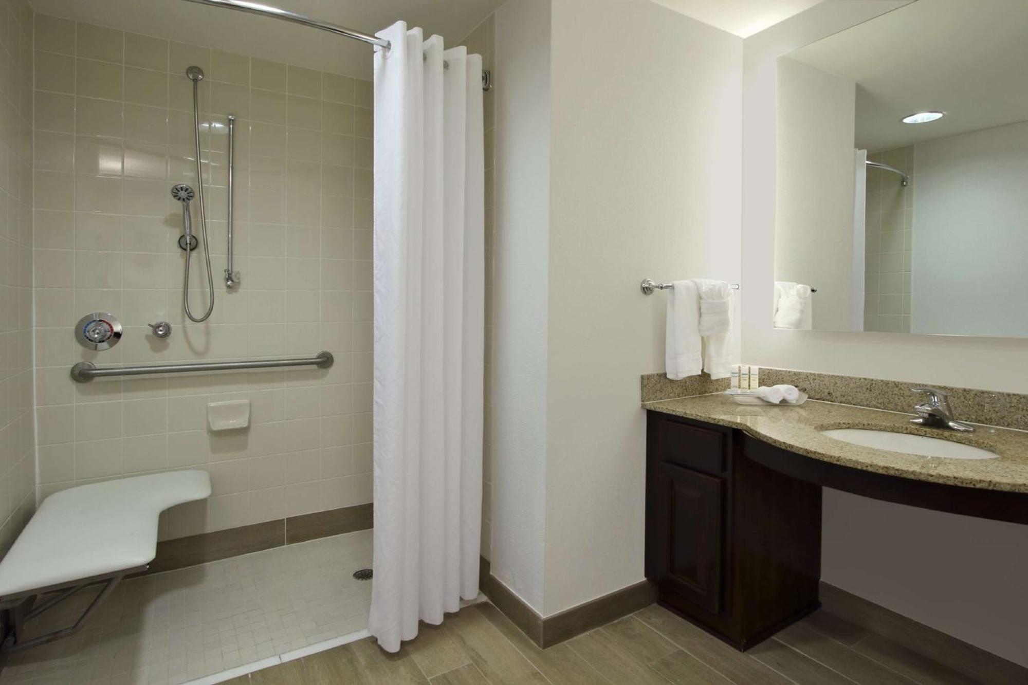 Suite Two Queen Beds Roll Shower Mobility Hearing Access or Non-Smoking,1551617701:JPEG