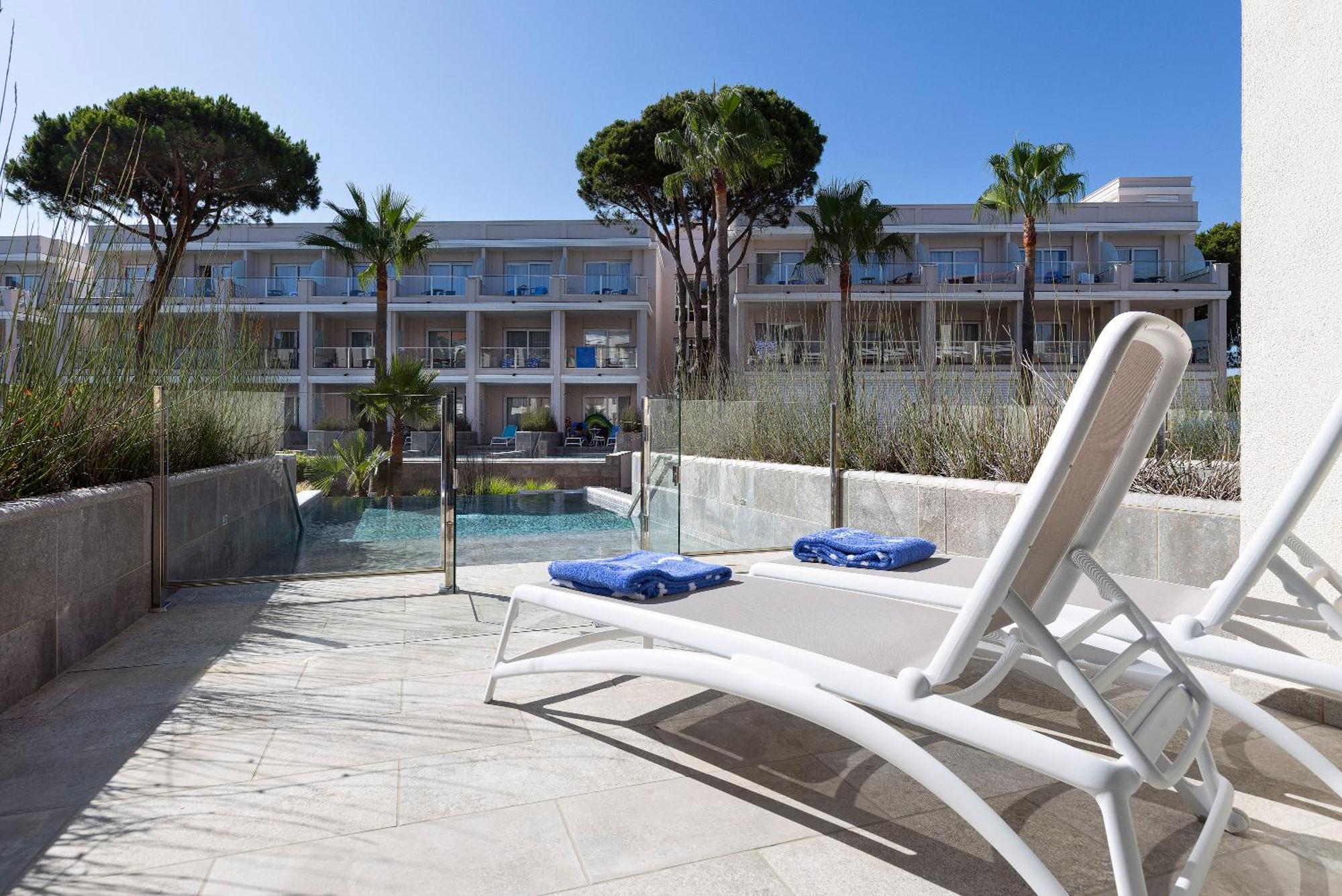 Junior Suite Private Pool
